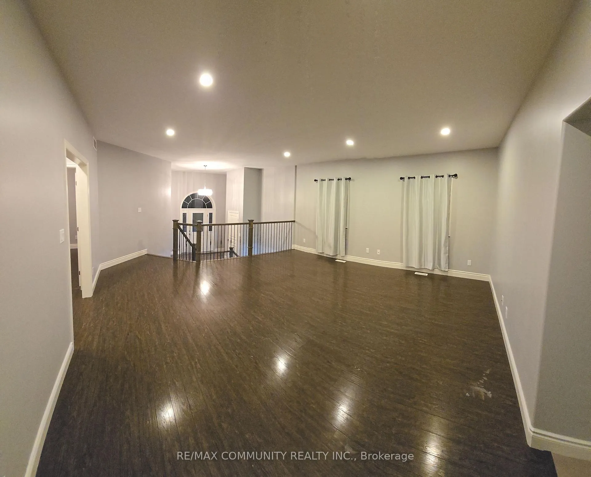 Photo 2 of 37 Stonecrest Boulevard, Quinte West, Sidney Ward — HOMEH