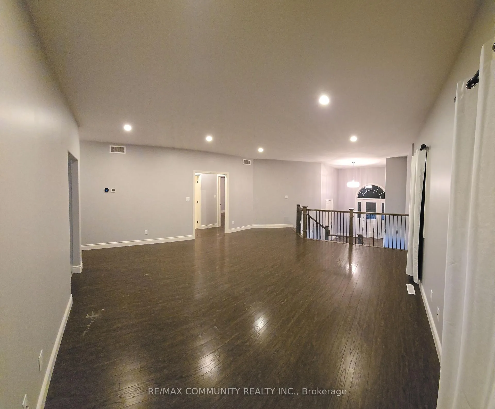Photo 3 of 37 Stonecrest Boulevard, Quinte West, Sidney Ward — HOMEH