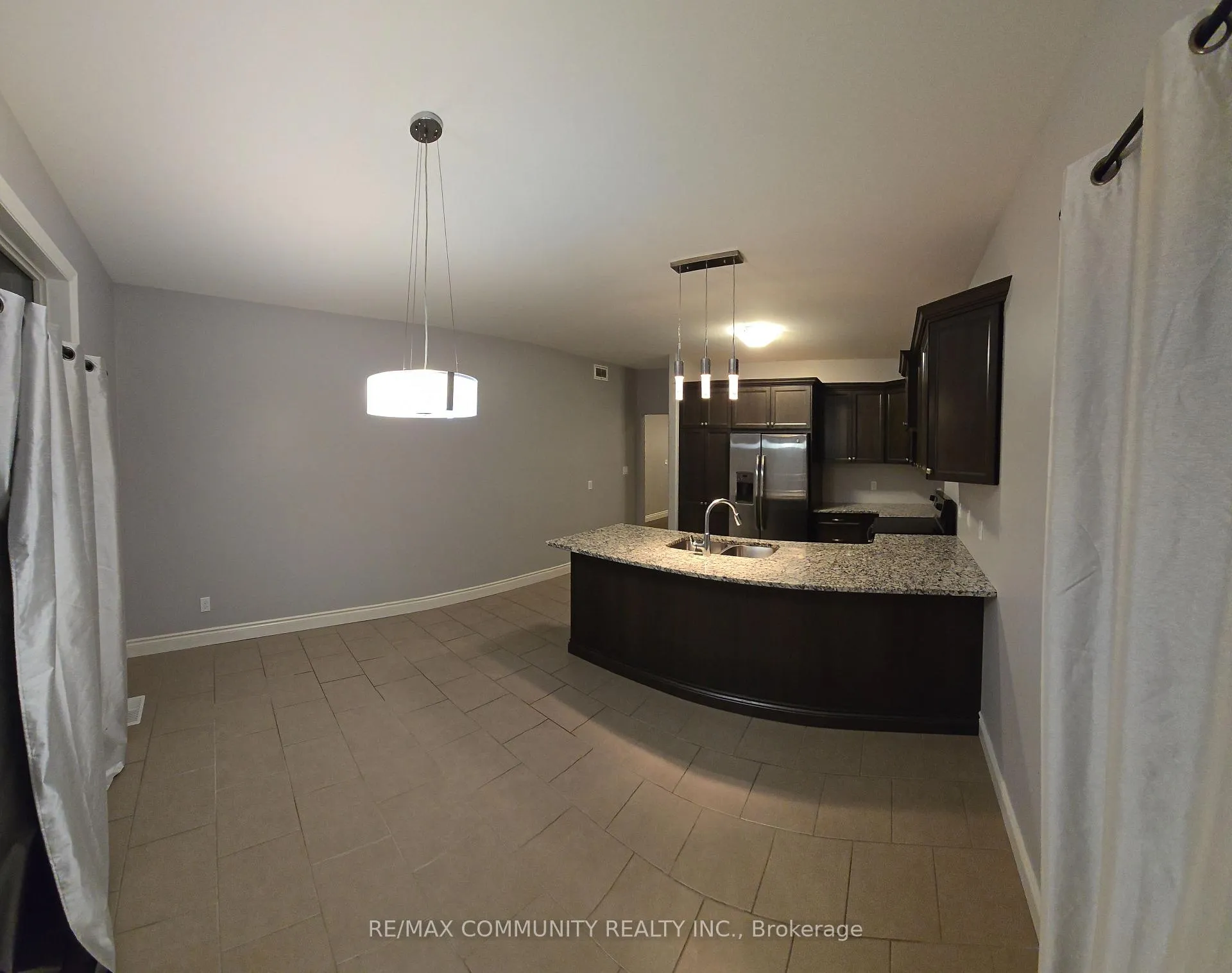 Photo 7 of 37 Stonecrest Boulevard, Quinte West, Sidney Ward — HOMEH