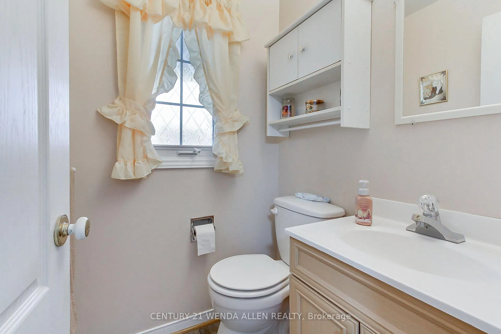 Photo 15 of 44 Bashford Road, Ajax, South West — HOMEH