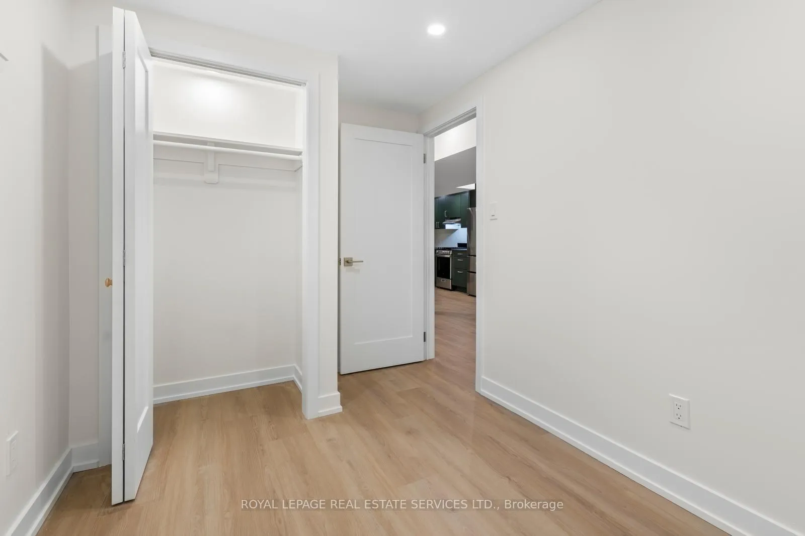Photo 12 of Unit Lower, 1129 Mount Pleasant Road, Toronto, Mount Pleasant East — HOMEH