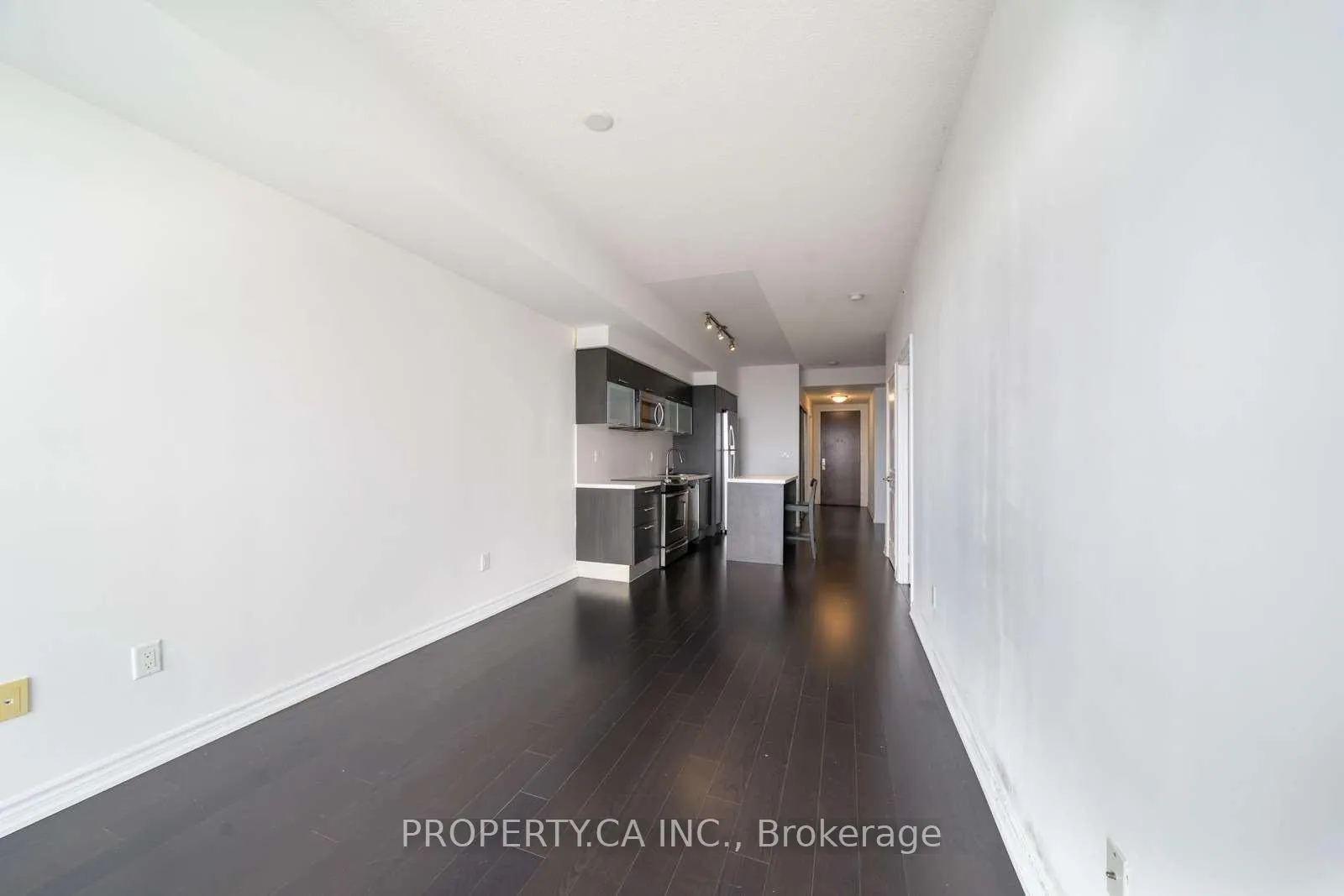 Photo 16 of Unit 4403, 386 Yonge Street, Toronto, Bay Street Corridor — HOMEH