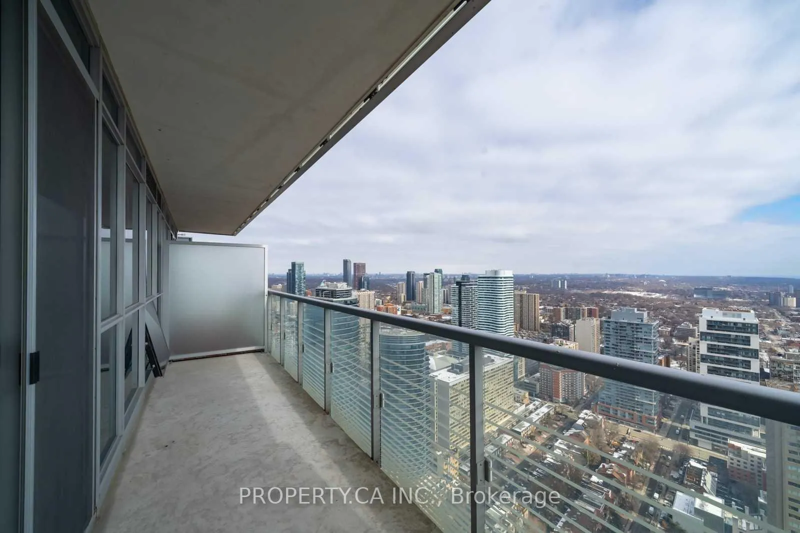 Photo 25 of Unit 4403, 386 Yonge Street, Toronto, Bay Street Corridor — HOMEH