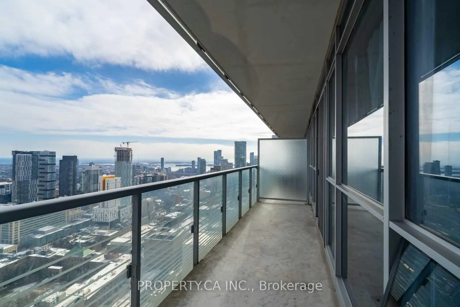 Photo 27 of Unit 4403, 386 Yonge Street, Toronto, Bay Street Corridor — HOMEH