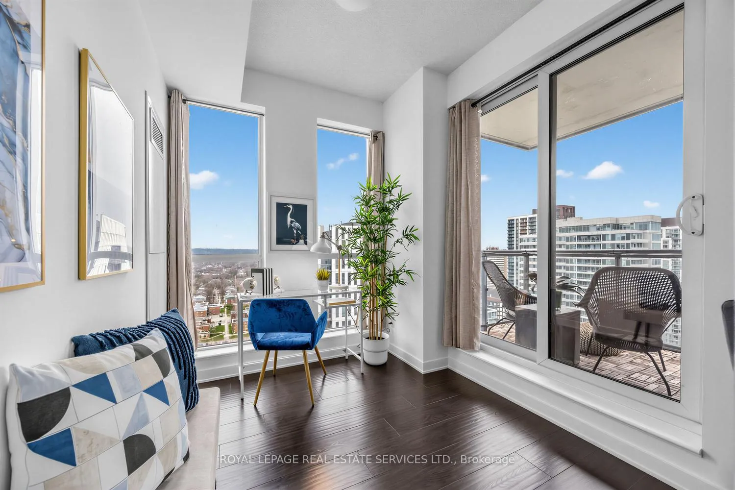 Photo 8 of Unit 2612, 55 Regent Park Boulevard, Toronto, Regent Park — HOMEH
