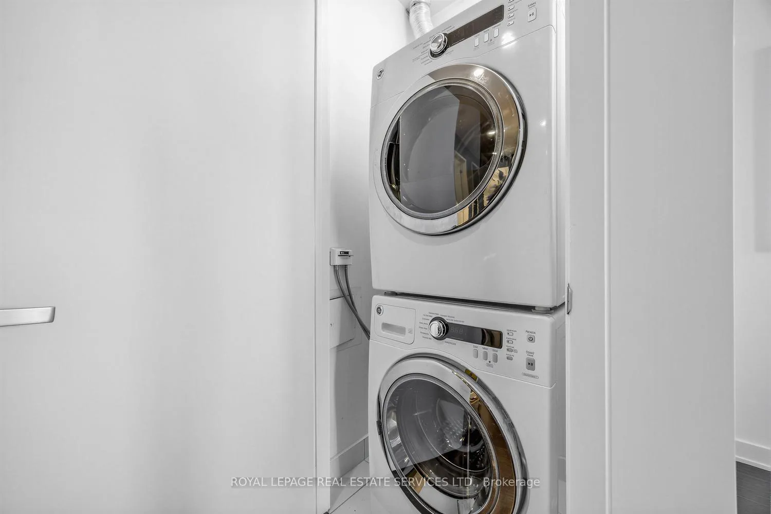Photo 11 of Unit 2612, 55 Regent Park Boulevard, Toronto, Regent Park — HOMEH