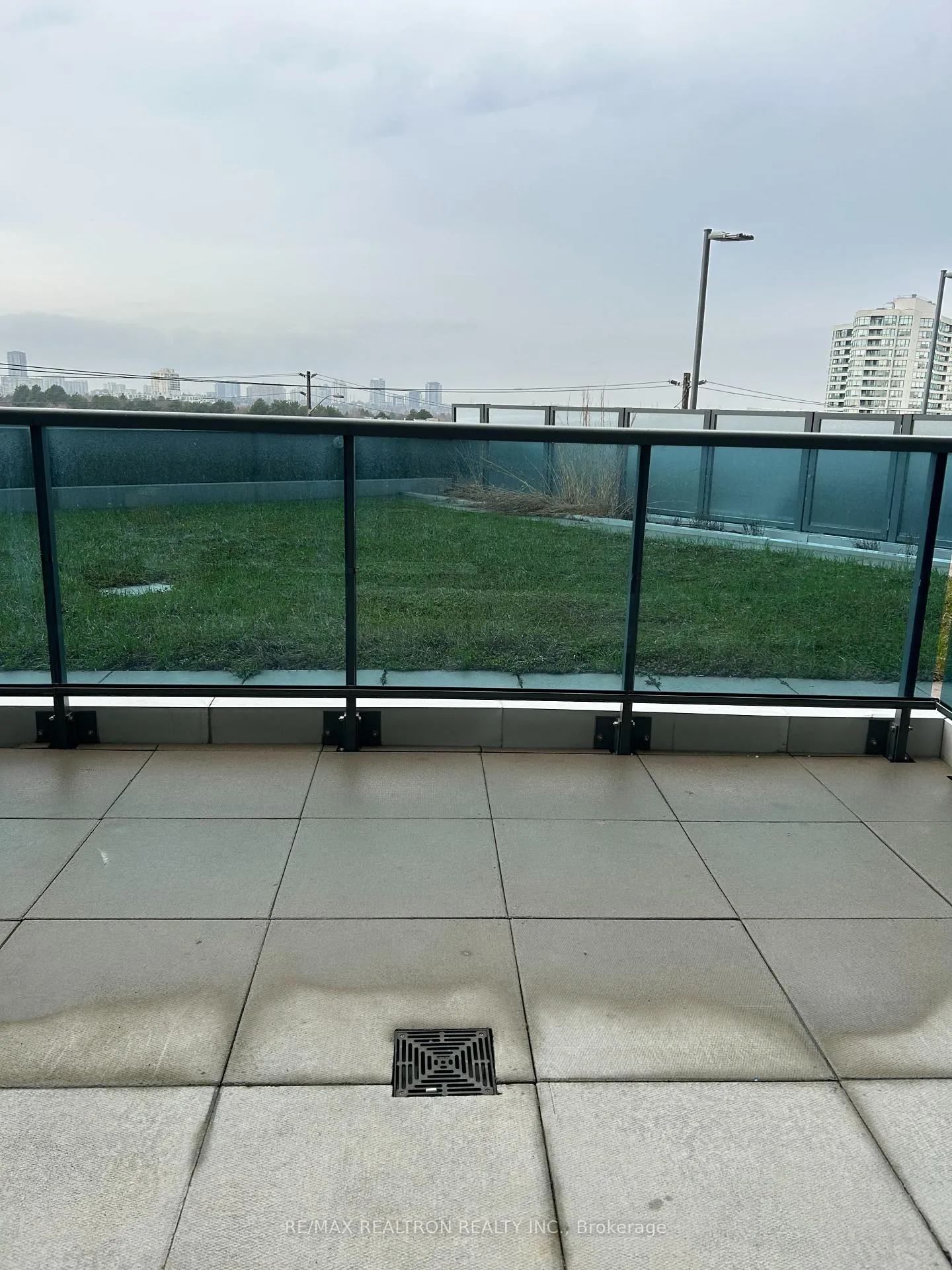 Photo 2 of Unit 322, 7161 Yonge Street, Markham, Grandview — HOMEH