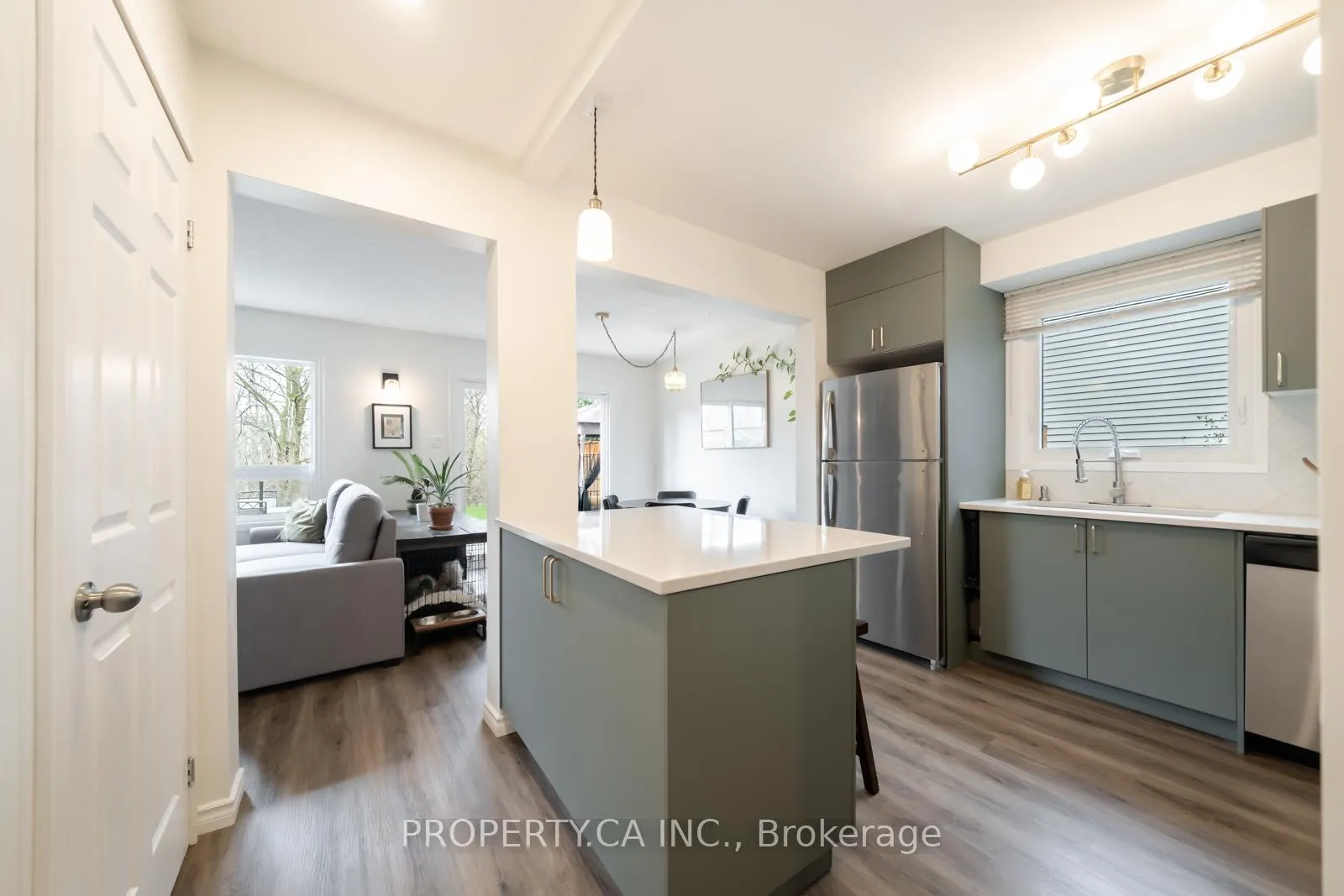 Photo 4 of 97 D'aubigny Road, Brantford — HOMEH