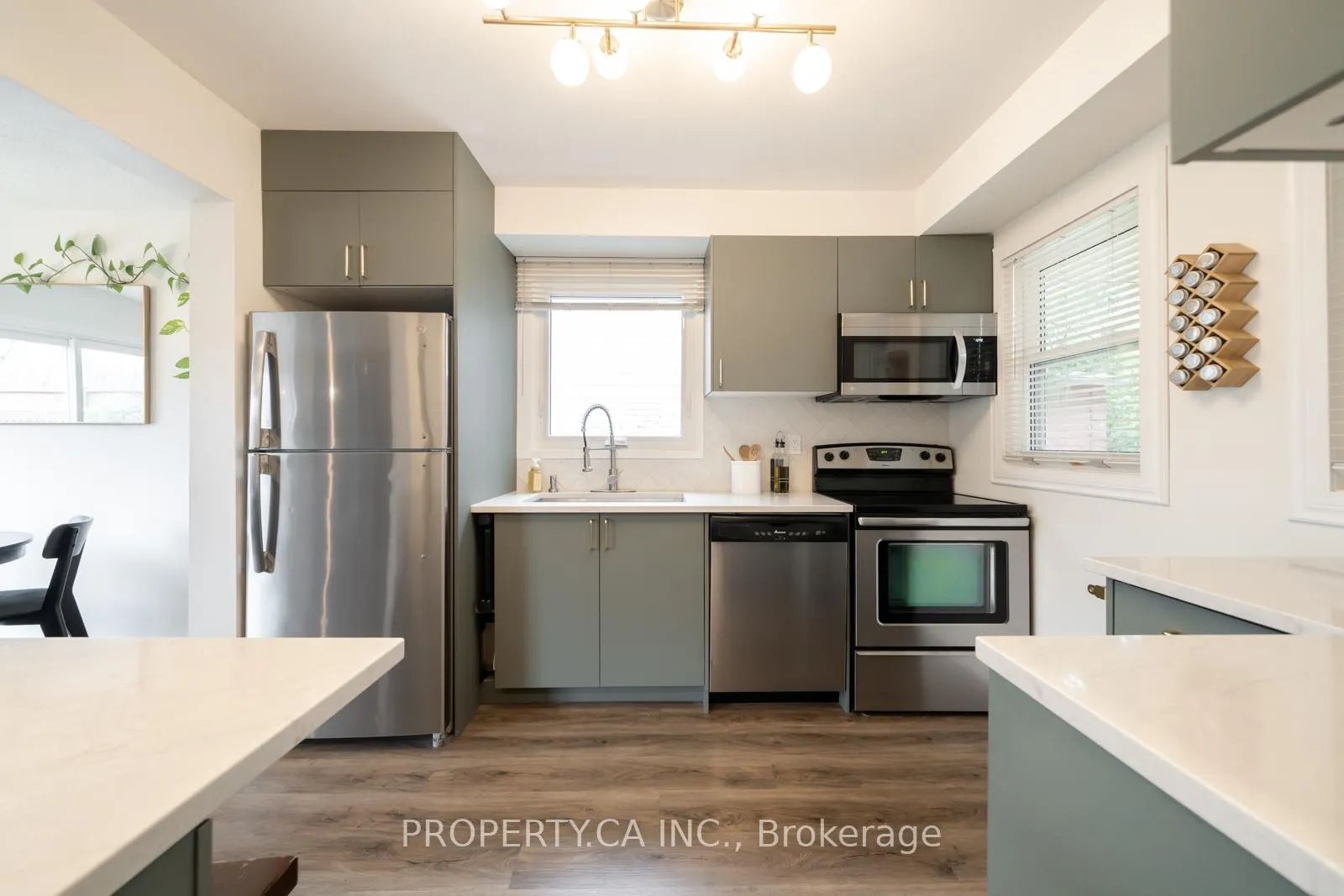 Photo 5 of 97 D'aubigny Road, Brantford — HOMEH
