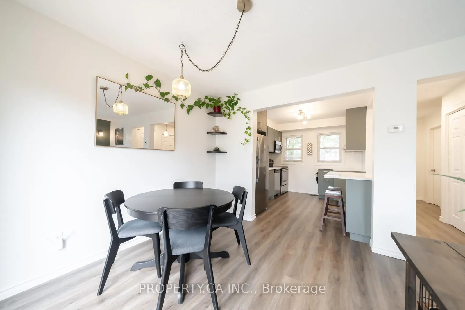 Photo 11 of 97 D'aubigny Road, Brantford — HOMEH
