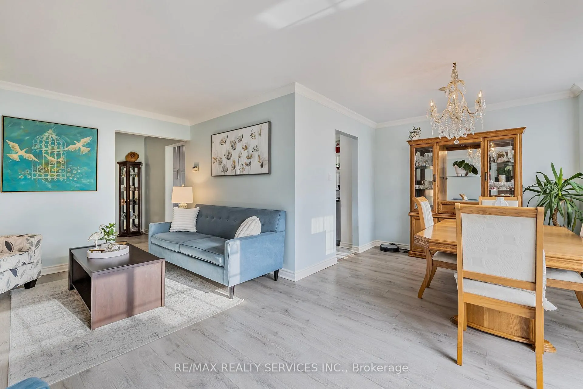 Photo 9 of 40 Crenshaw Court, Brampton, Heart Lake West — HOMEH