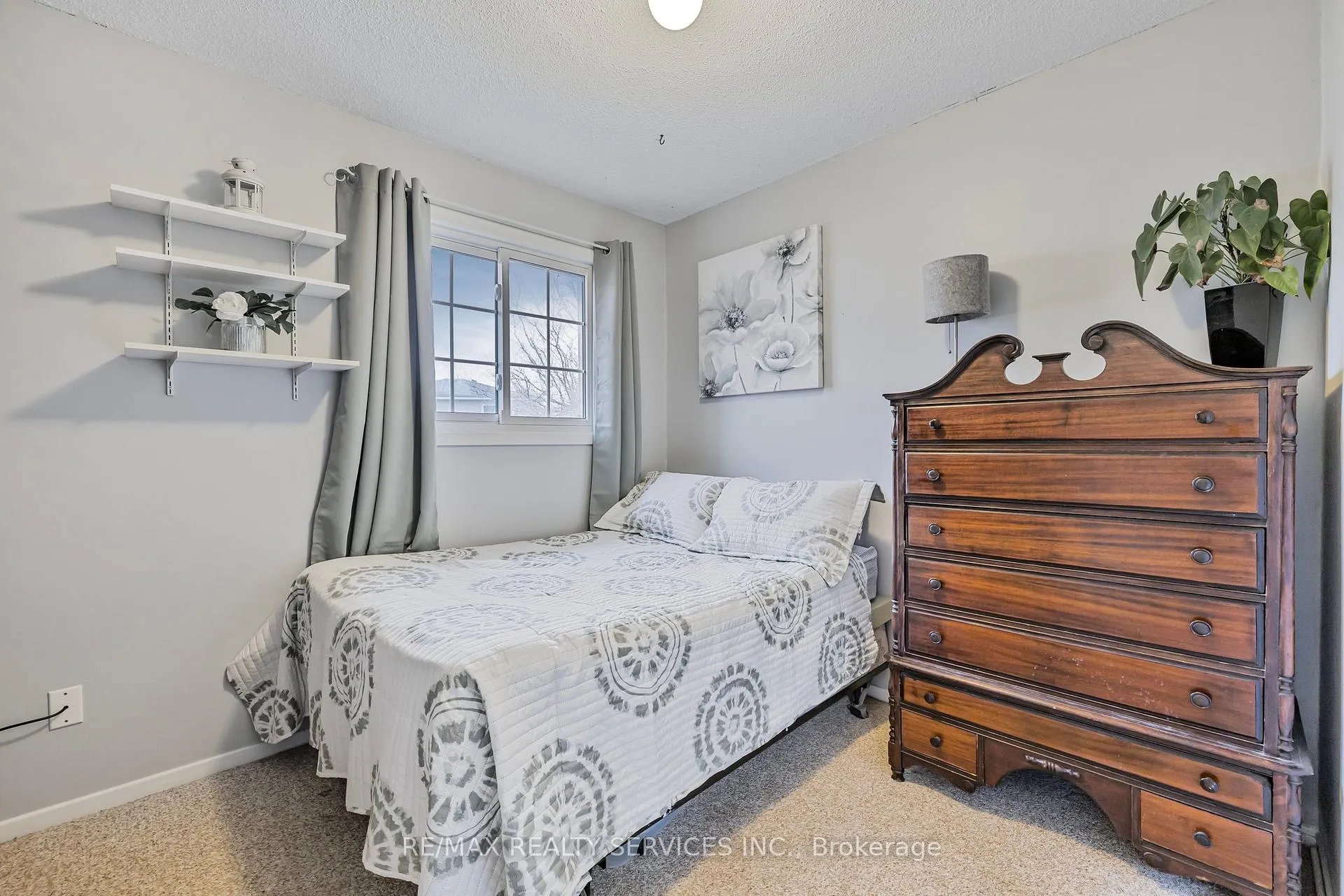 Photo 18 of 40 Crenshaw Court, Brampton, Heart Lake West — HOMEH