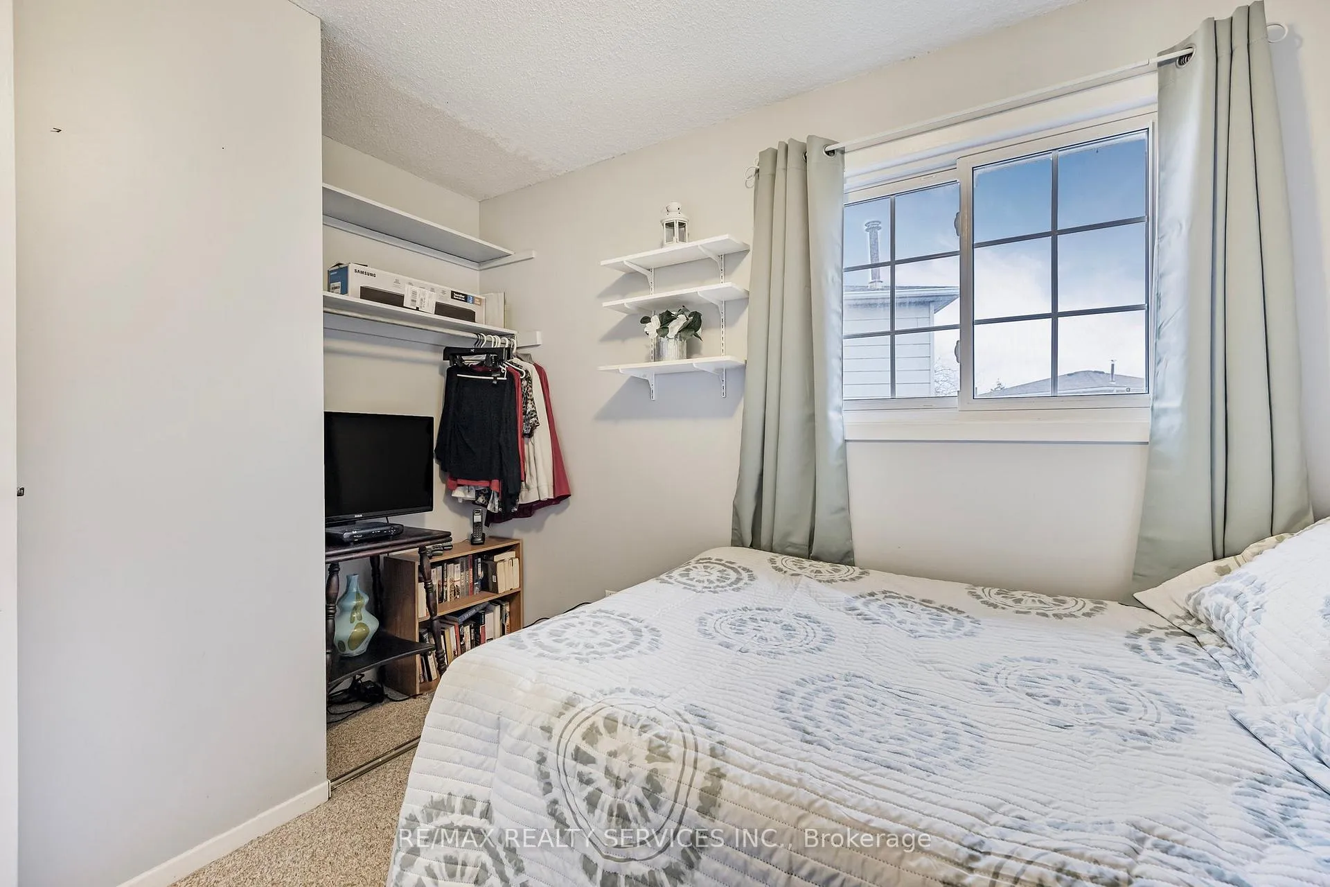 Photo 19 of 40 Crenshaw Court, Brampton, Heart Lake West — HOMEH