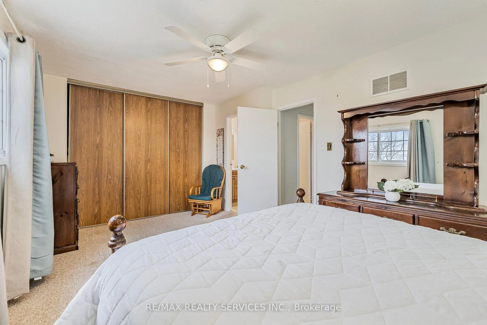 Photo 21 of 40 Crenshaw Court, Brampton, Heart Lake West — HOMEH