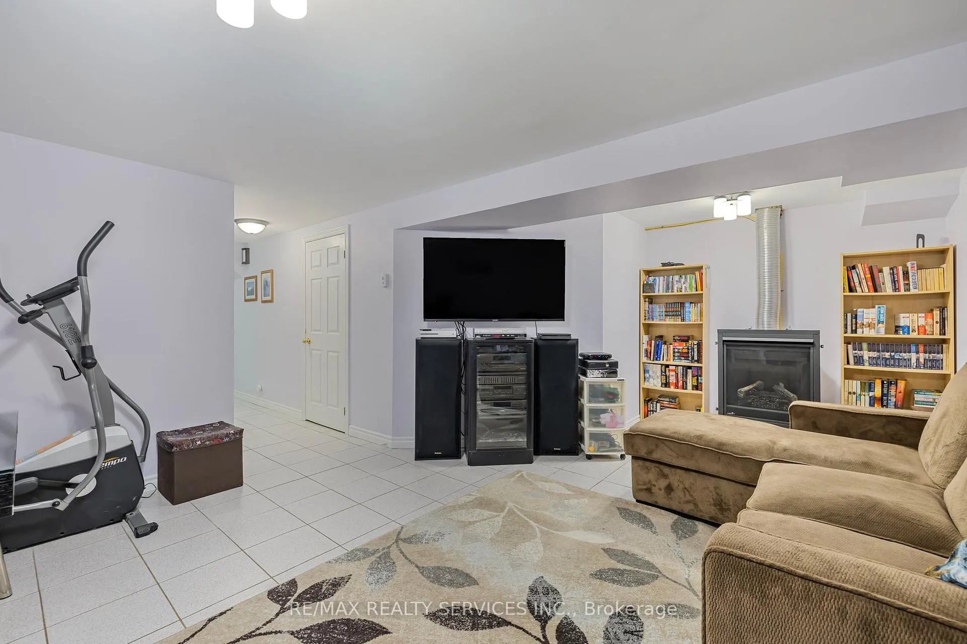 Photo 24 of 40 Crenshaw Court, Brampton, Heart Lake West — HOMEH