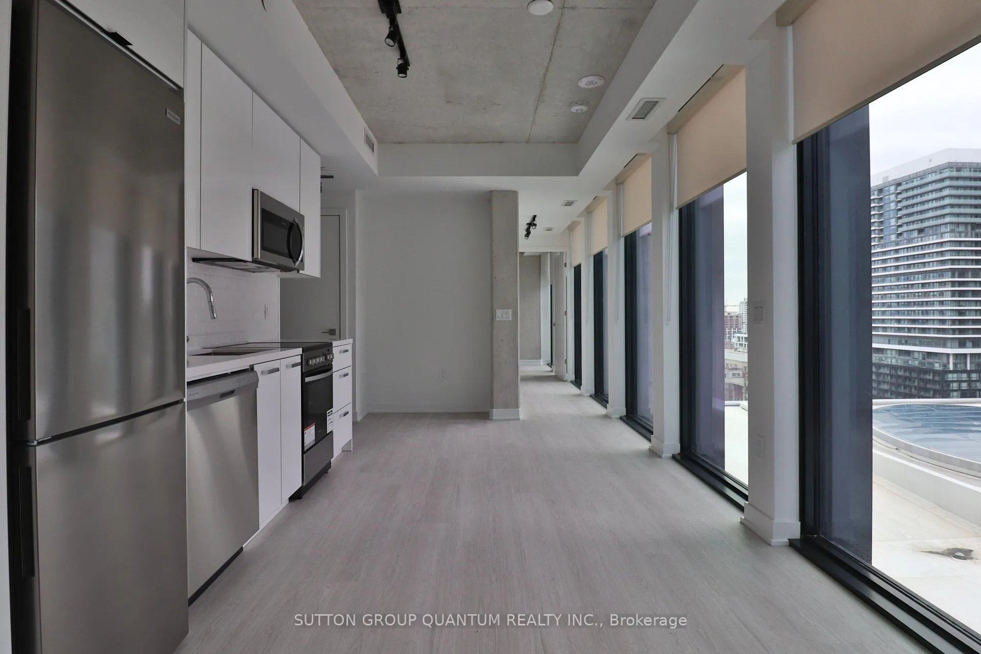 Photo 4 of Unit 1405, 284 King Street E, Toronto, Moss Park — HOMEH