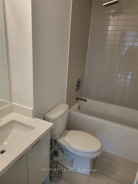 Photo 5 of Unit 2305, 2908 Highway 7, Vaughan, Concord — HOMEH