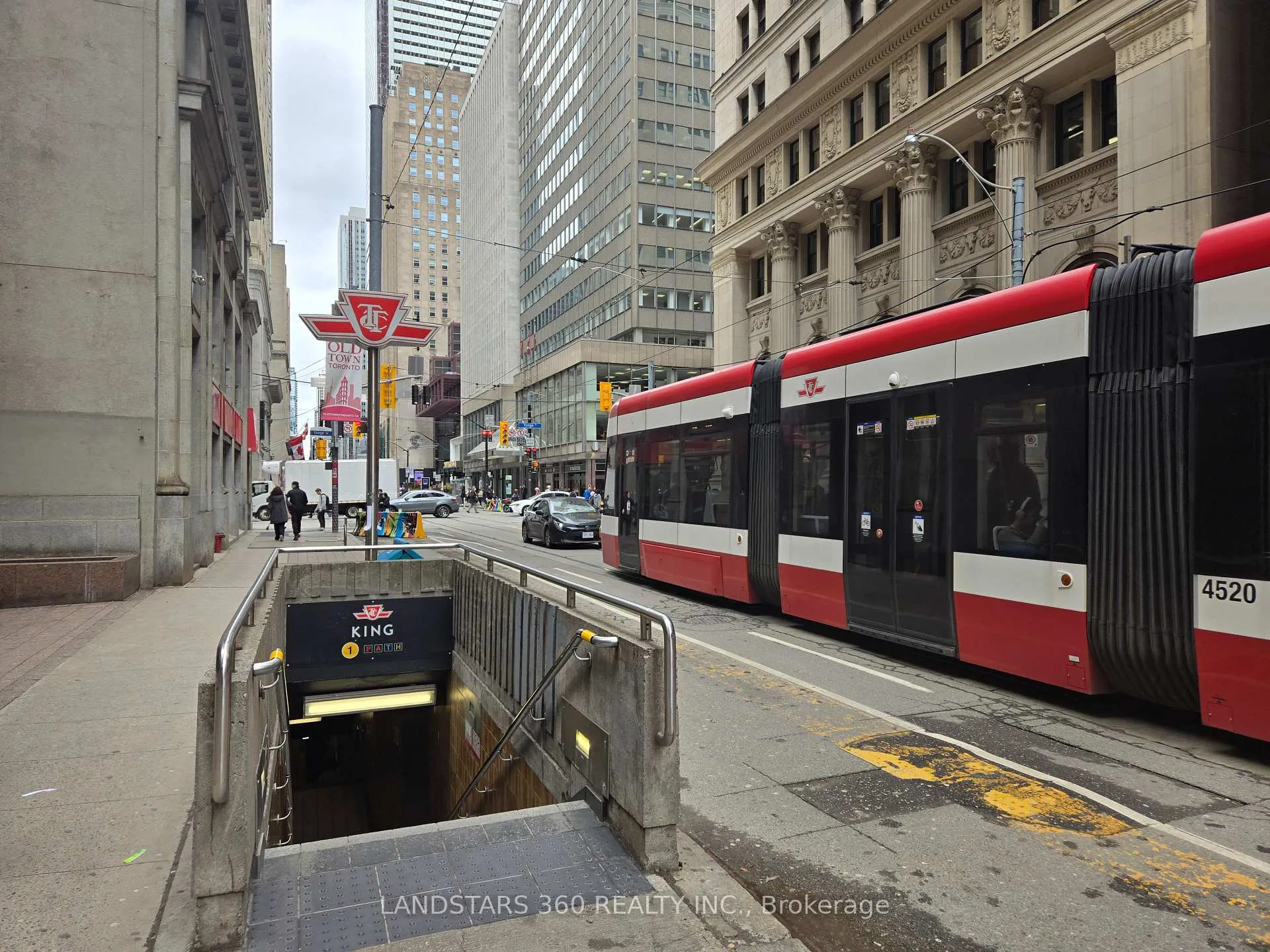 Photo 3 of Unit 714, 7 King Street E, Toronto, Church-Yonge Corridor — HOMEH