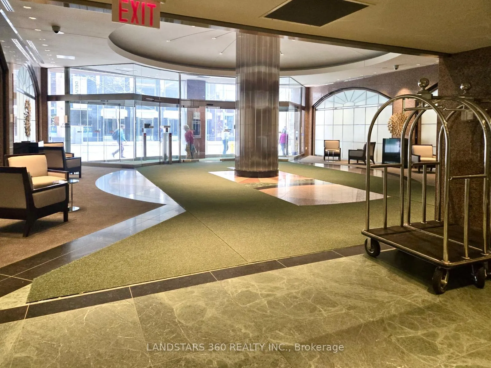 Photo 4 of Unit 714, 7 King Street E, Toronto, Church-Yonge Corridor — HOMEH