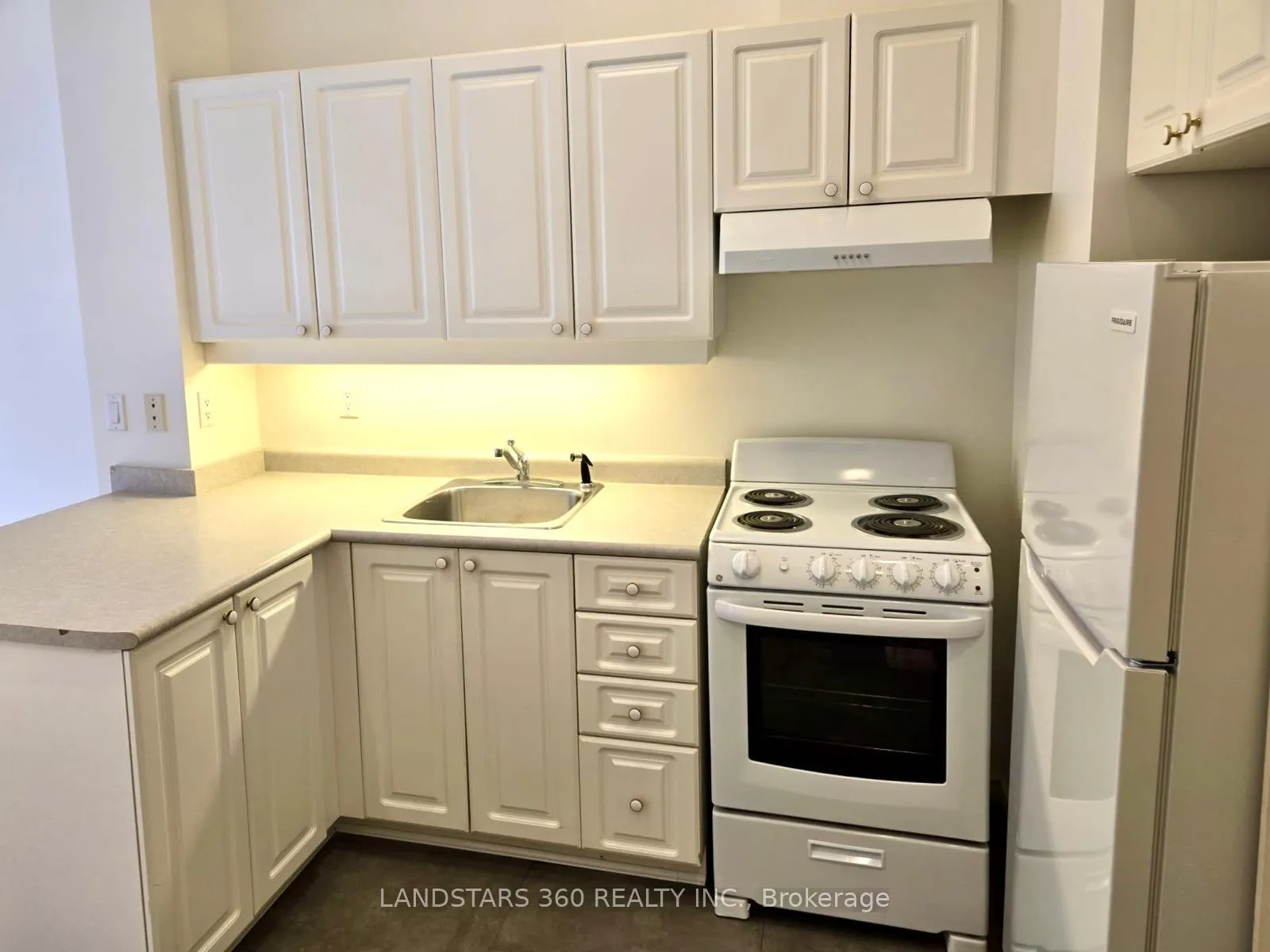 Photo 12 of Unit 714, 7 King Street E, Toronto, Church-Yonge Corridor — HOMEH