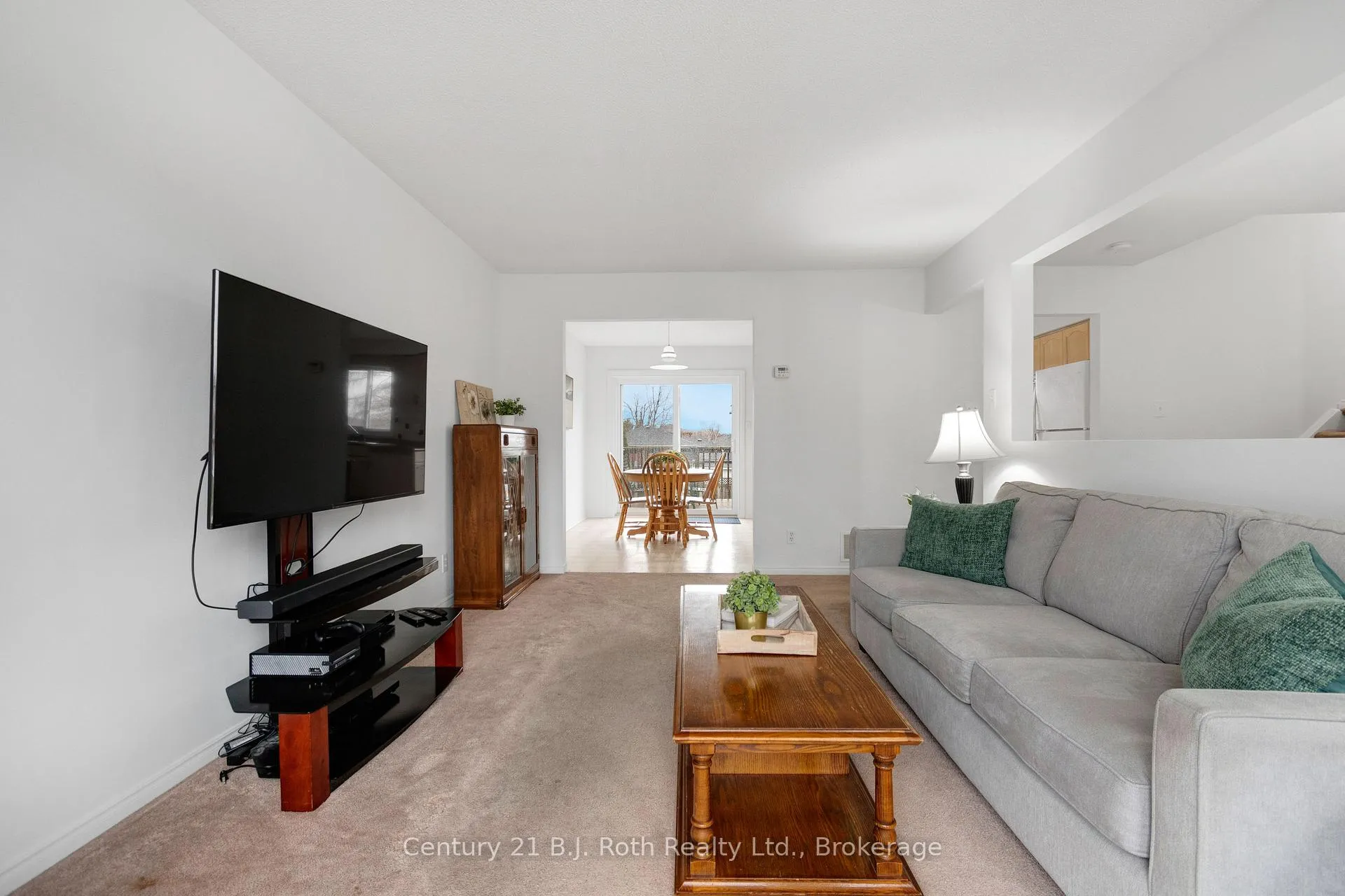 Photo 18 of 7 Carmichael Court, Orillia — HOMEH