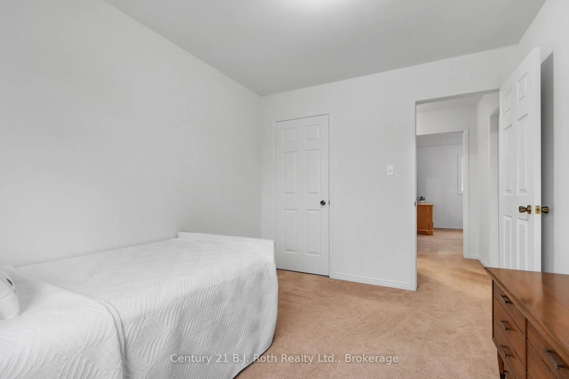 Photo 26 of 7 Carmichael Court, Orillia — HOMEH