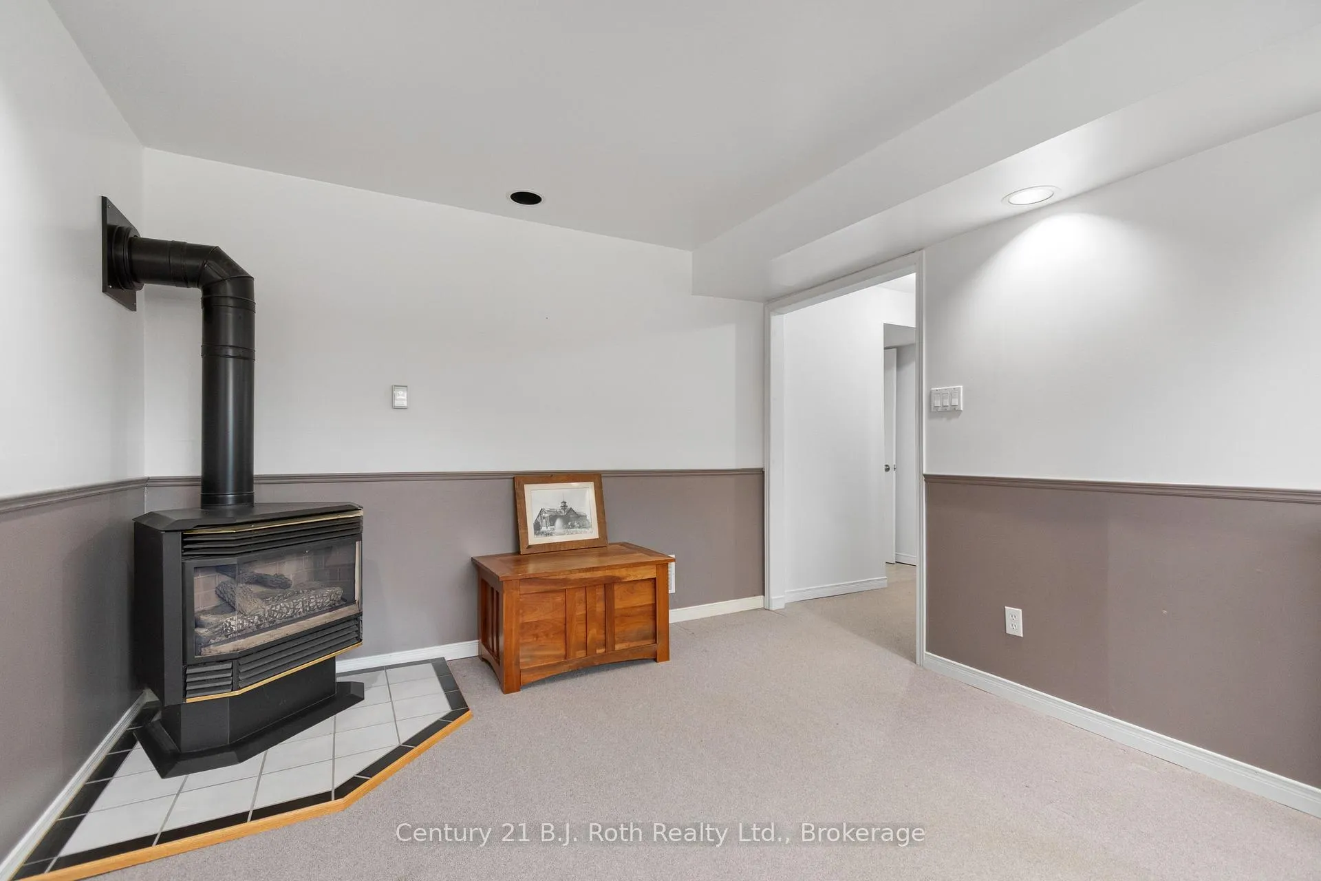 Photo 32 of 7 Carmichael Court, Orillia — HOMEH
