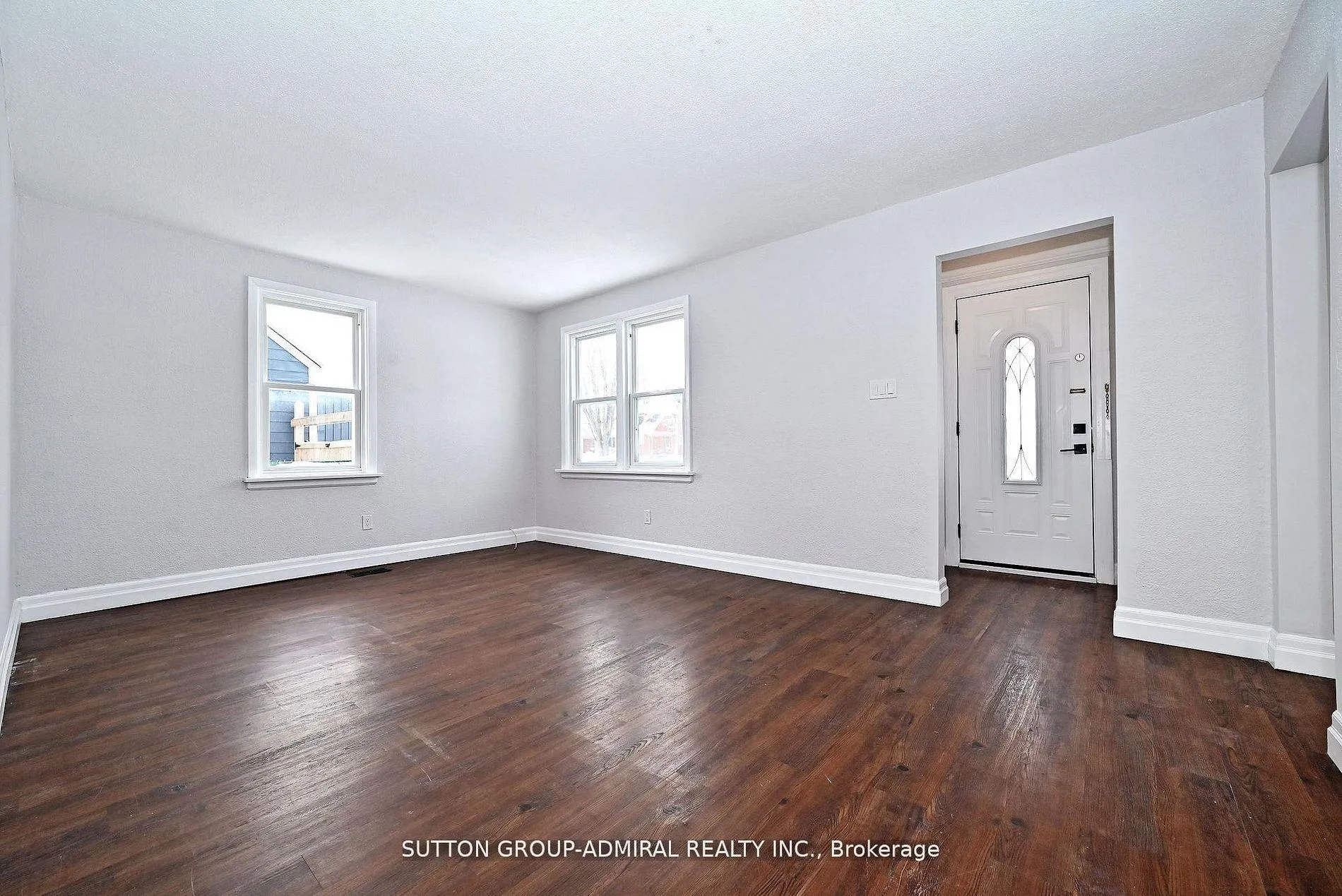 Photo 5 of 145 Ninth Avenue, Kitchener — HOMEH