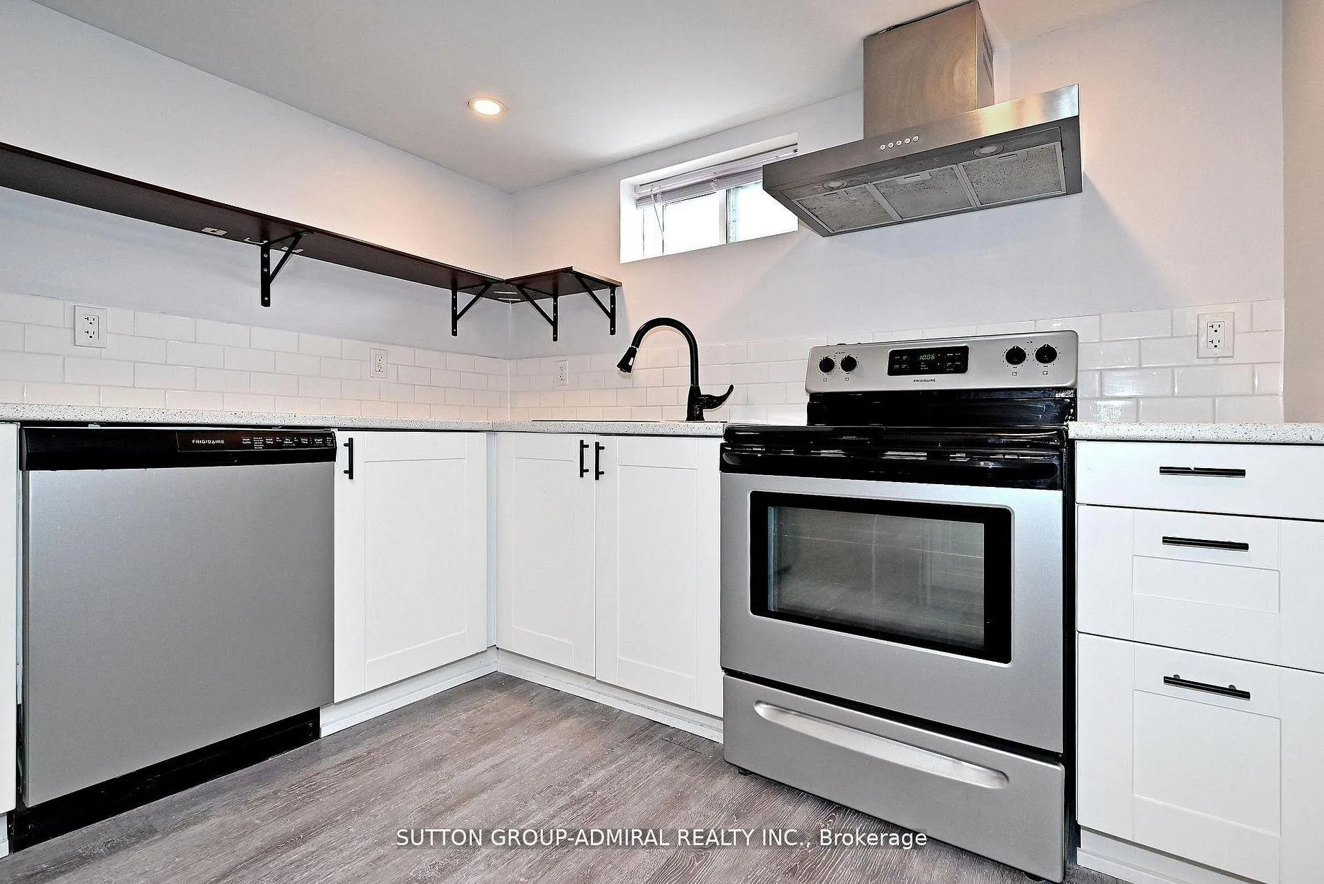 Photo 40 of 145 Ninth Avenue, Kitchener — HOMEH