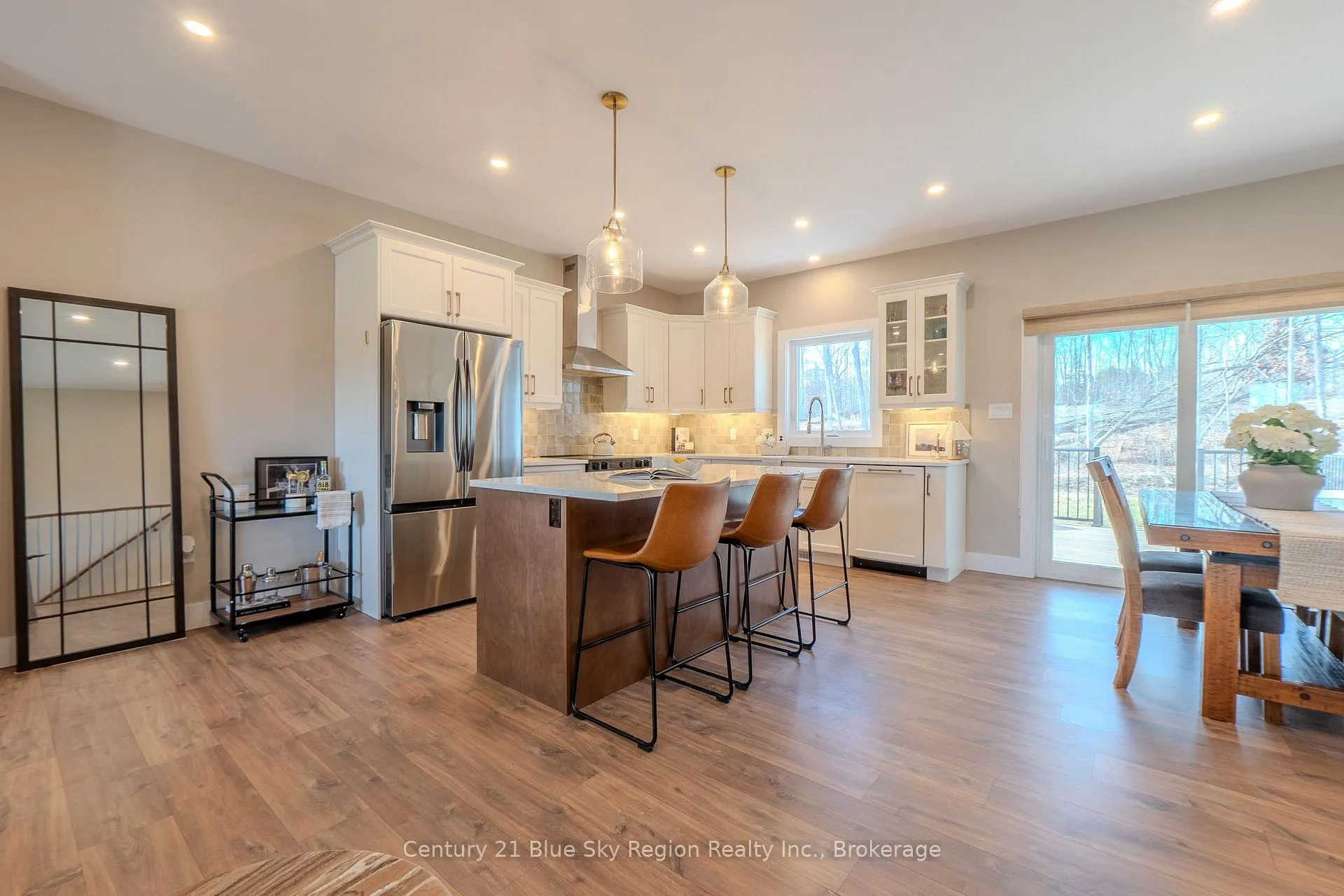 Photo 7 of 14 Evan Place, North Bay, Airport — HOMEH