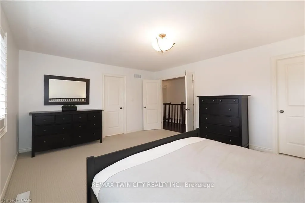Photo 32 of 108 Hunsberger Drive, Wilmot — HOMEH
