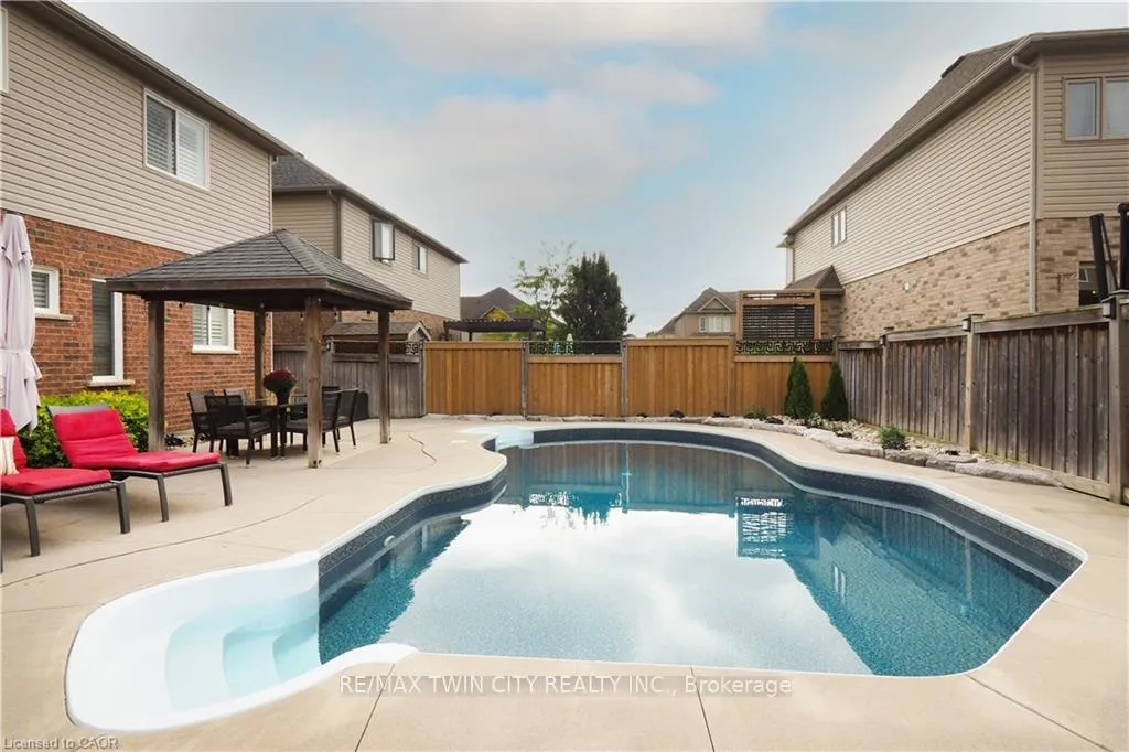 Photo 49 of 108 Hunsberger Drive, Wilmot — HOMEH