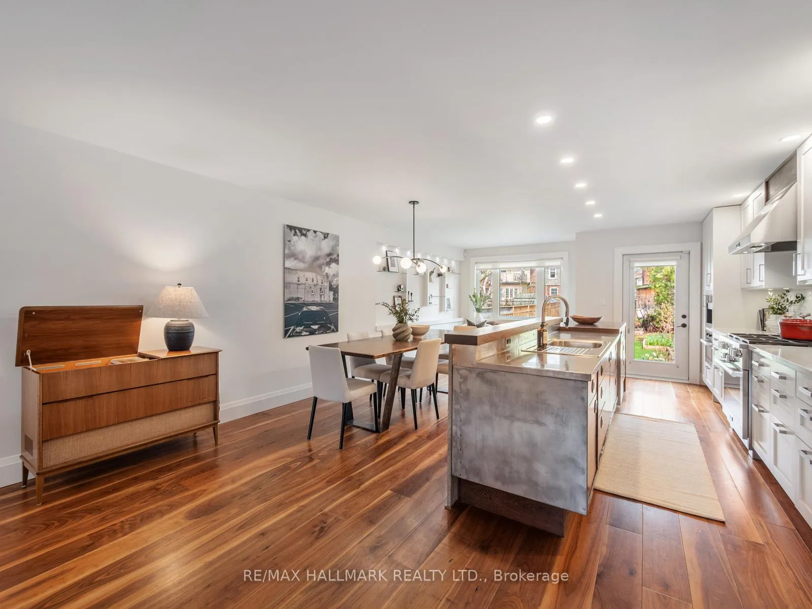 Photo 9 of 74 Nealon Avenue, Toronto, Broadview North — HOMEH