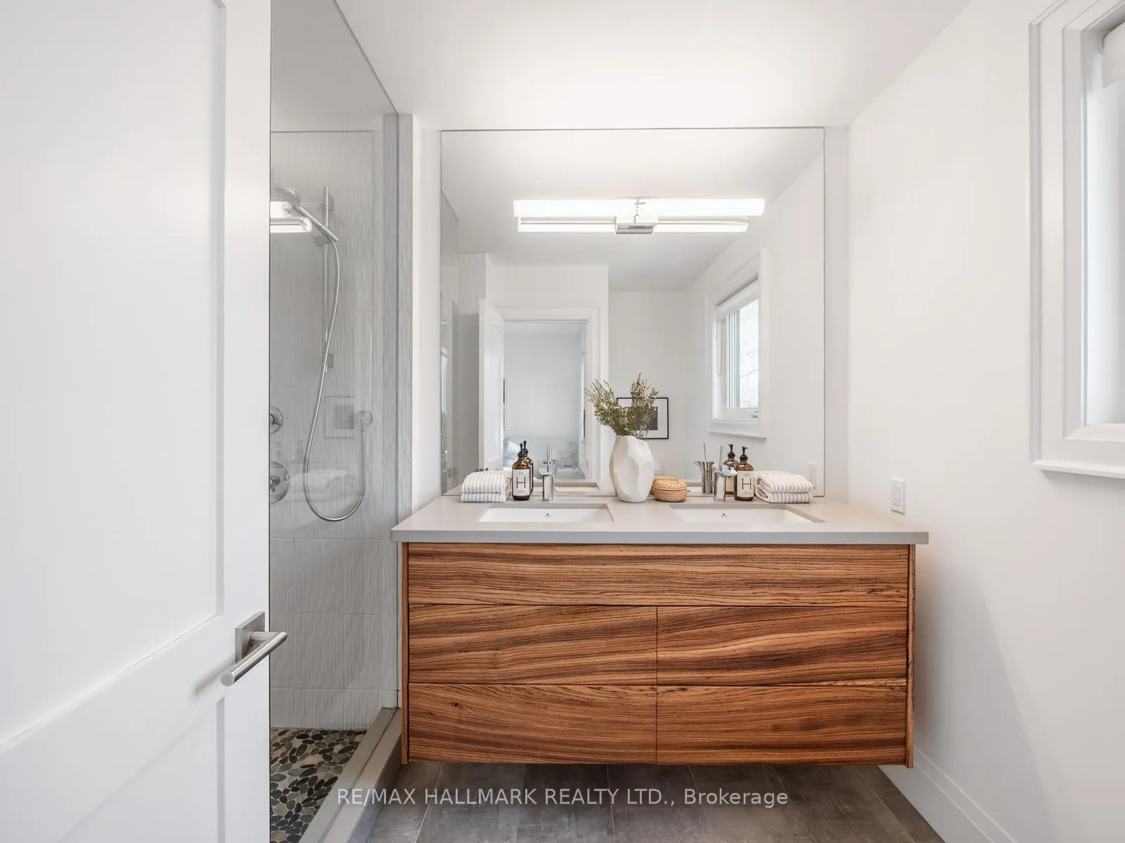 Photo 27 of 74 Nealon Avenue, Toronto, Broadview North — HOMEH