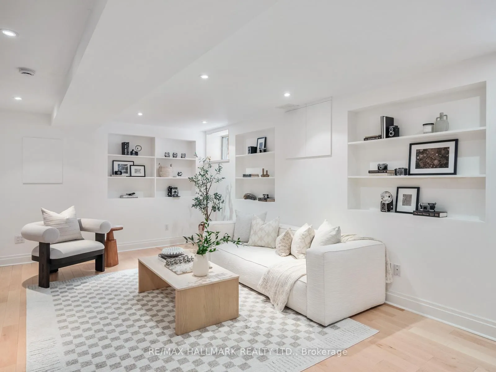 Photo 38 of 74 Nealon Avenue, Toronto, Broadview North — HOMEH