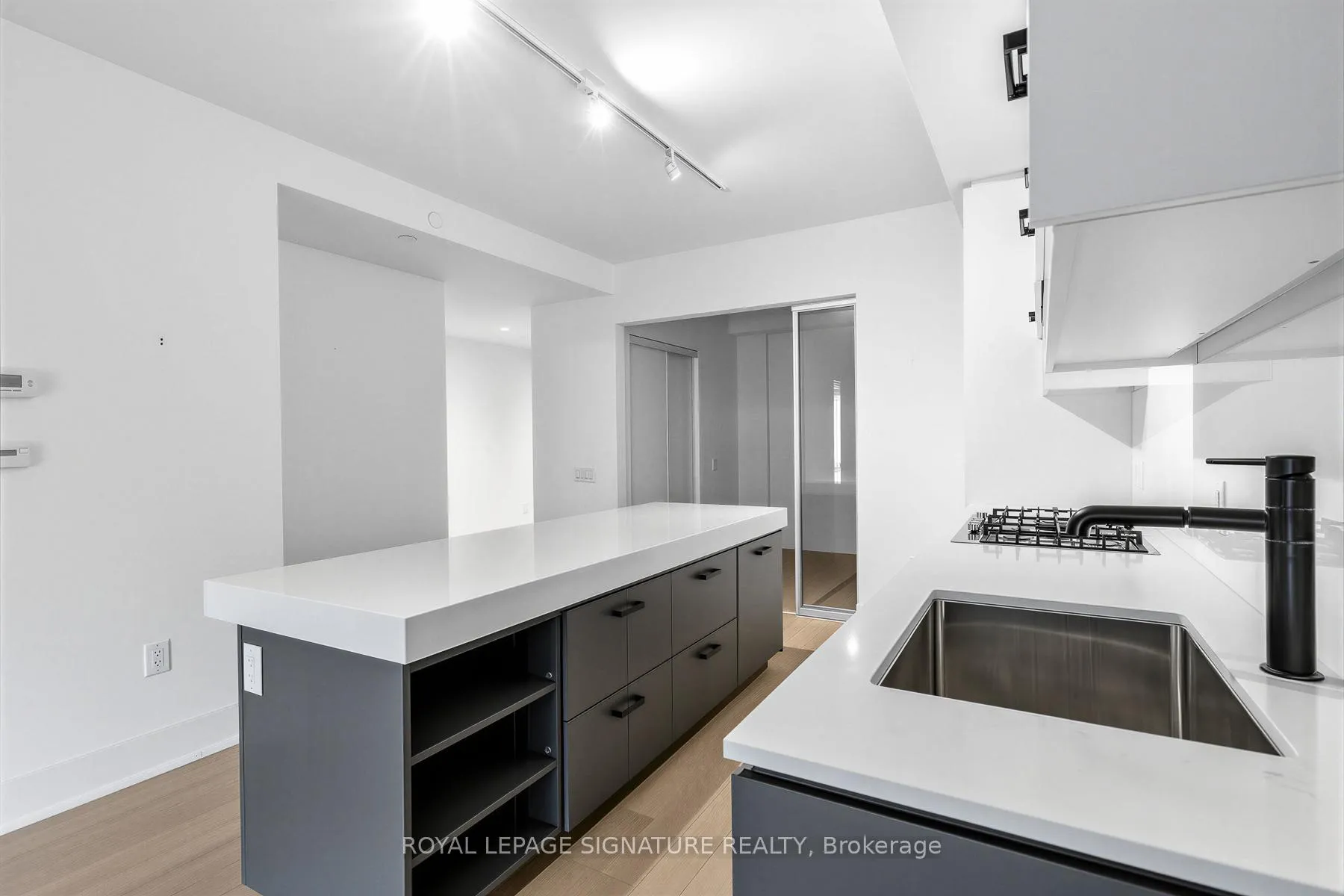 Photo 6 of Unit 203, 1888 Queen Street E, Toronto, The Beaches — HOMEH