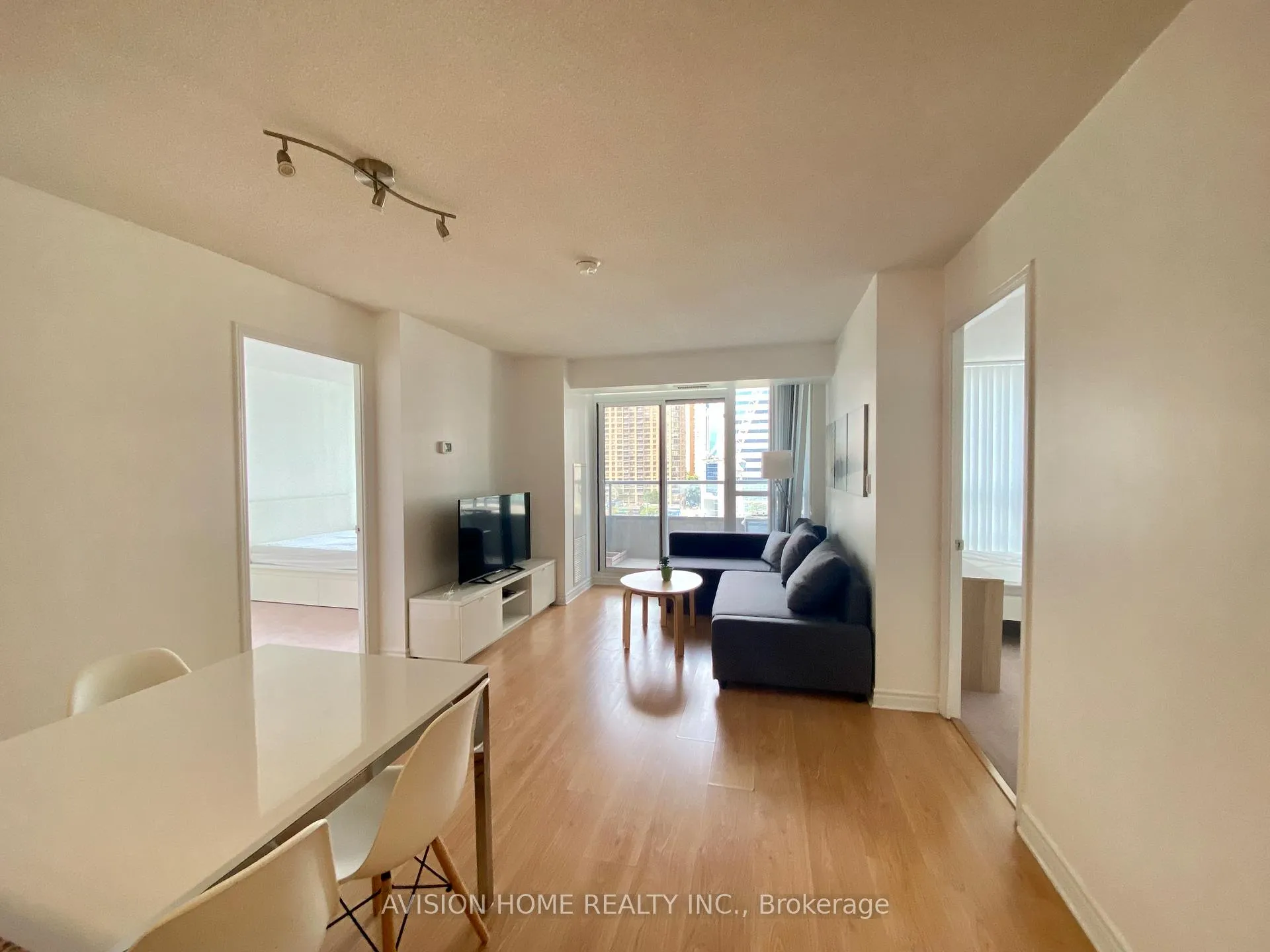 Photo 6 of Unit 1011, 35 Hollywood Avenue, North York, Willowdale East — HOMEH