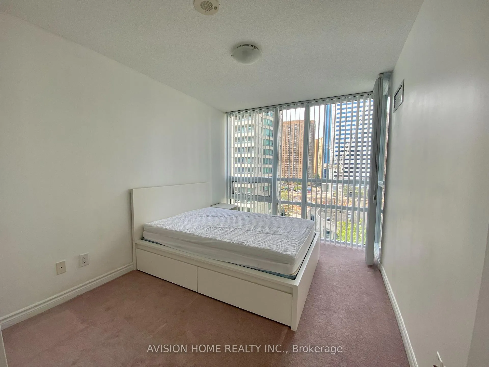 Photo 10 of Unit 1011, 35 Hollywood Avenue, North York, Willowdale East — HOMEH