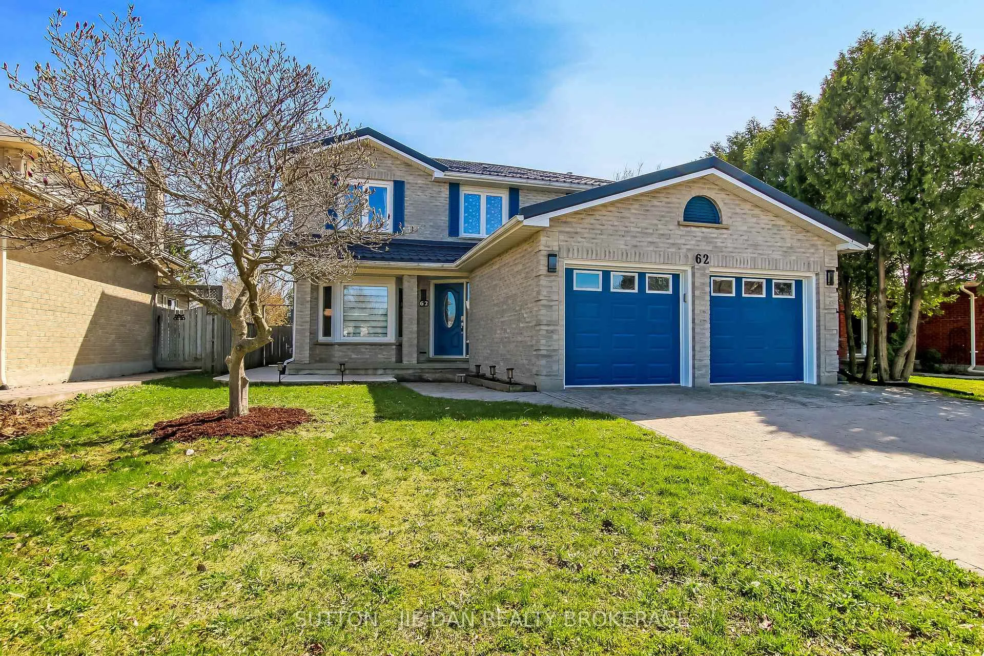 Front of 62 Barrydale Crescent