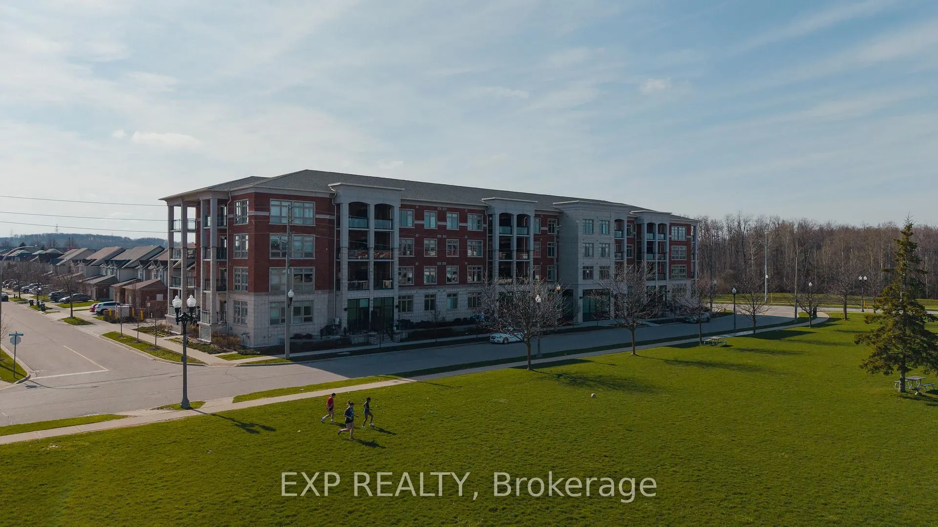 Photo 2 of Unit 206, 195 Commonwealth Street, Kitchener, Larentian West — HOMEH