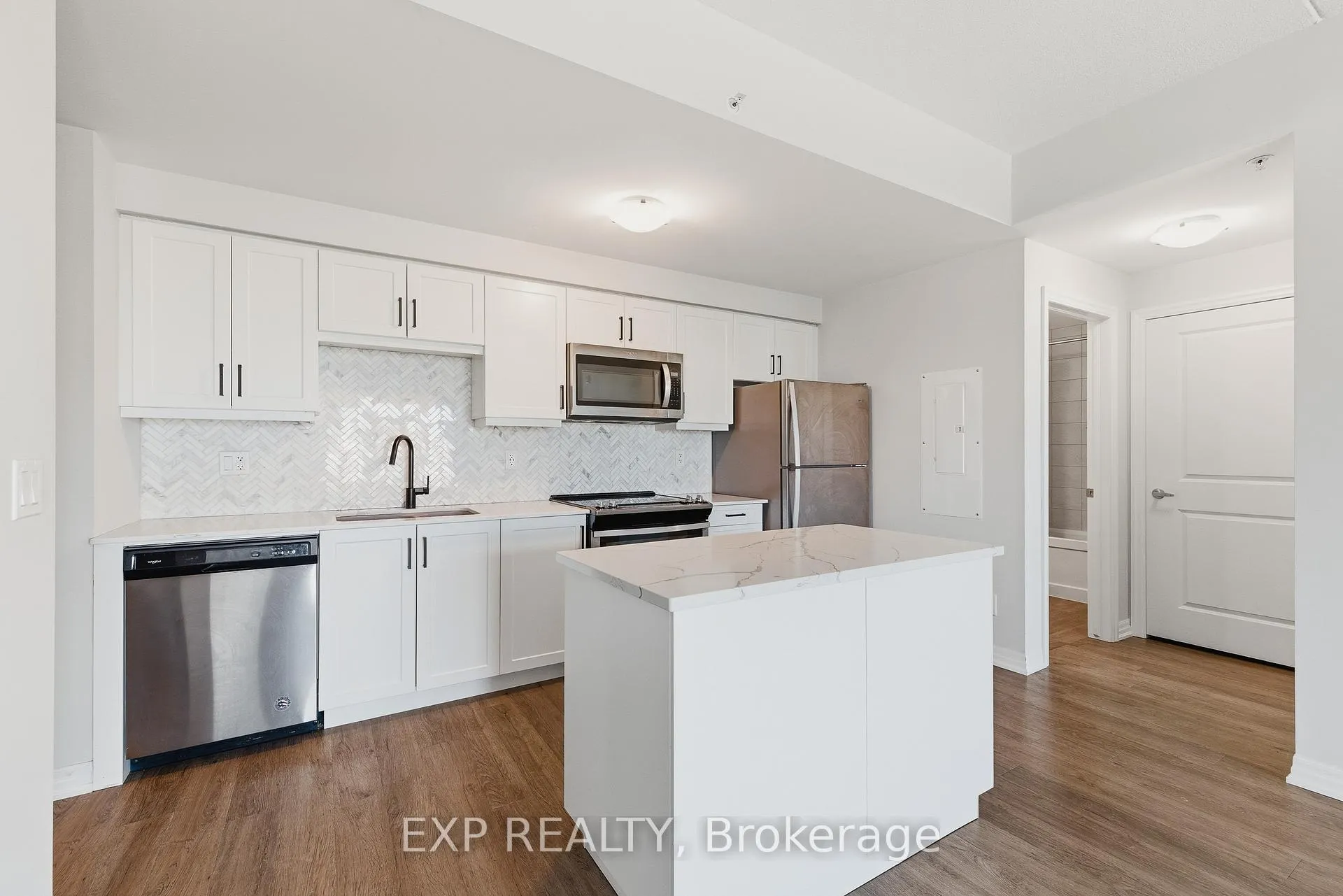 Photo 4 of Unit 206, 195 Commonwealth Street, Kitchener, Larentian West — HOMEH