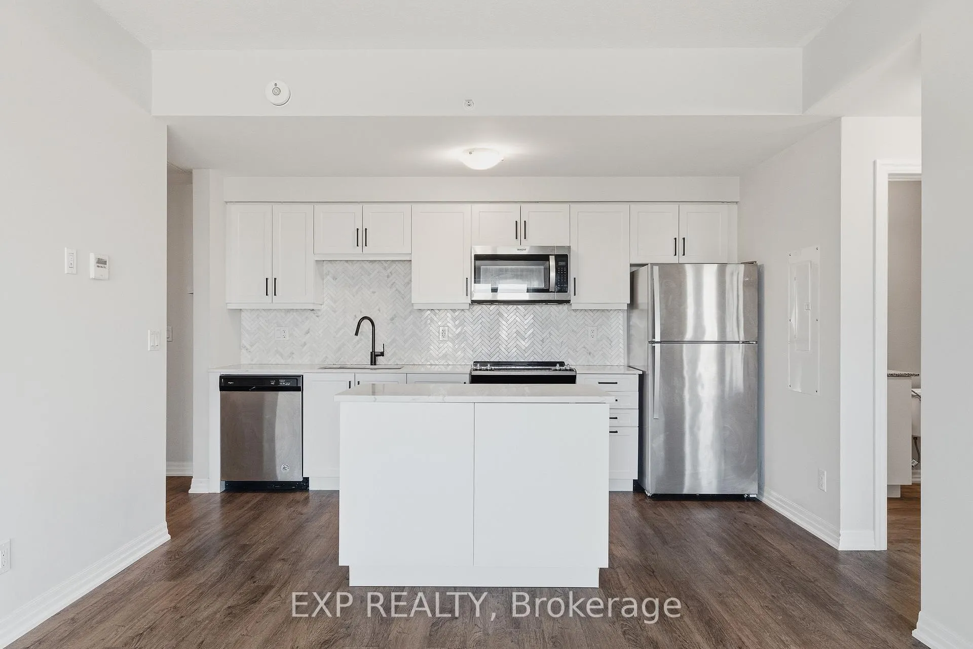 Photo 5 of Unit 206, 195 Commonwealth Street, Kitchener, Larentian West — HOMEH