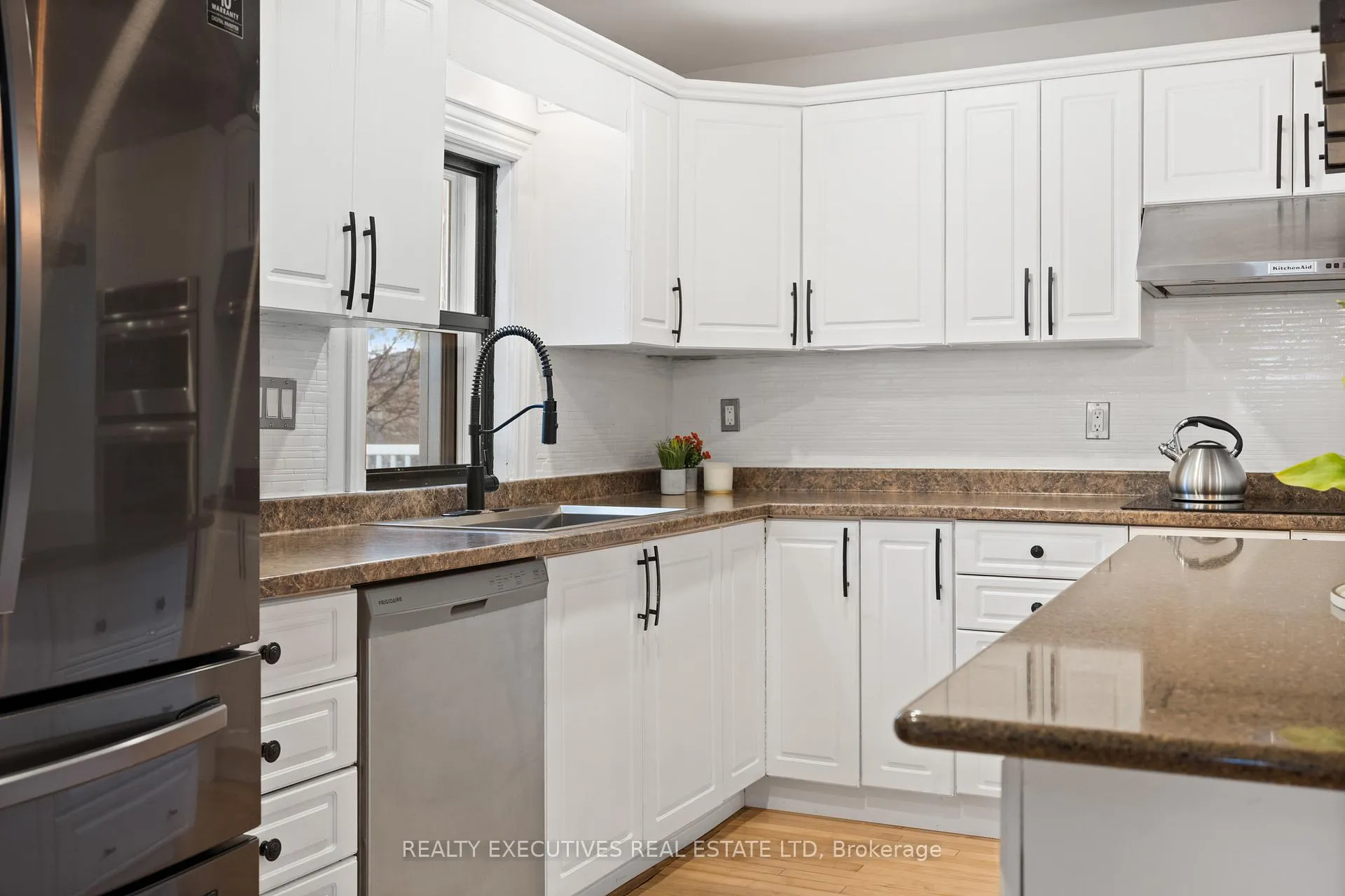 Photo 6 of 416 Main Street, North Dundas, Winchester — HOMEH