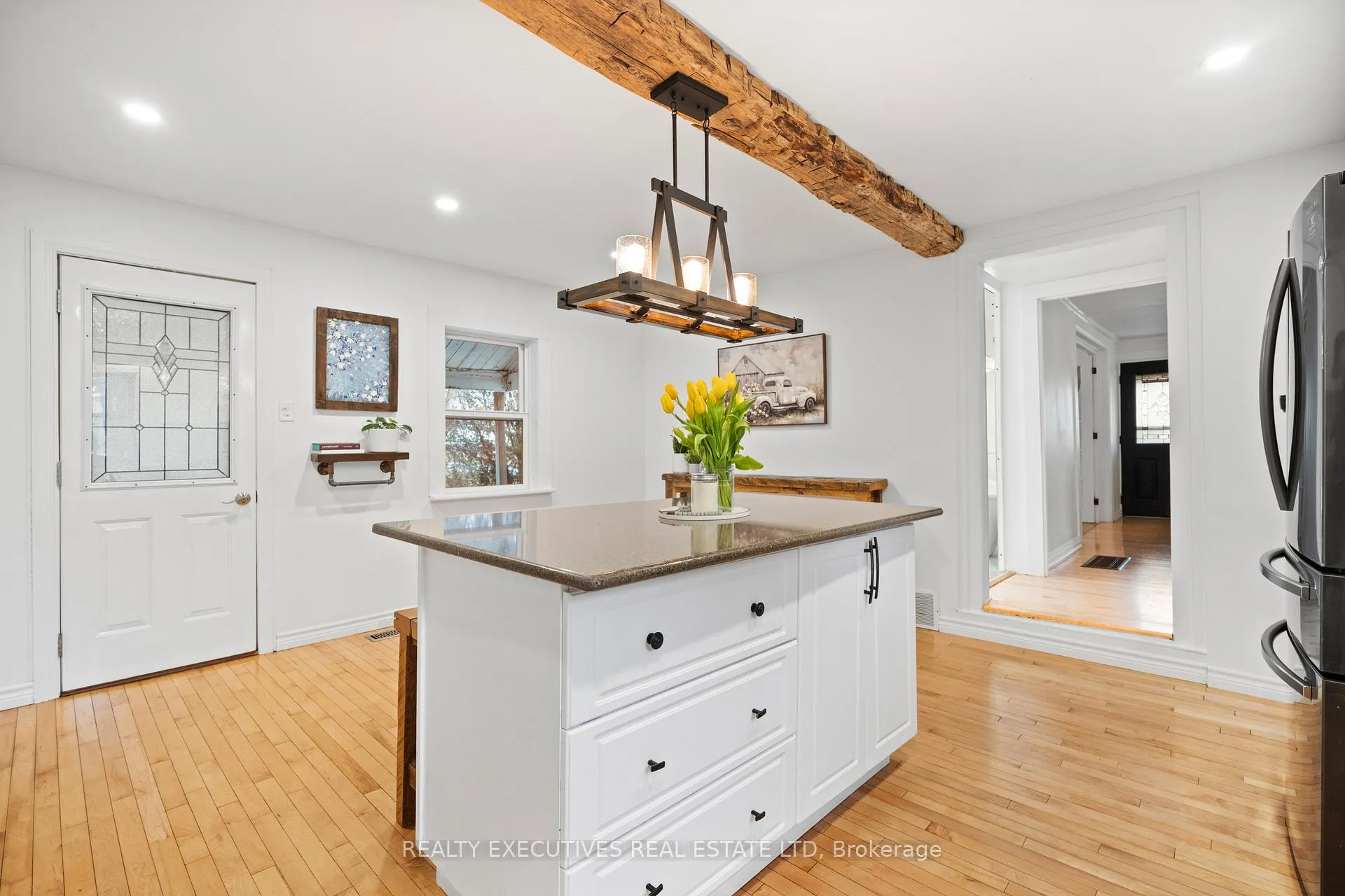Photo 7 of 416 Main Street, North Dundas, Winchester — HOMEH