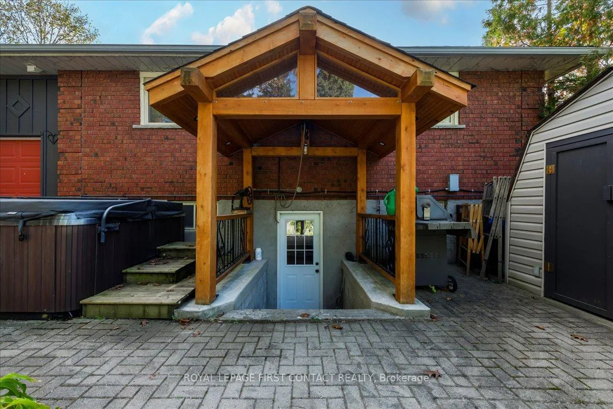 Photo 29 of 32 Springhome Road, Barrie, Allandale Heights — HOMEH