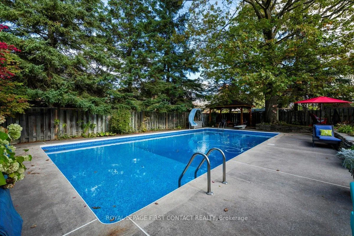 Photo 33 of 32 Springhome Road, Barrie, Allandale Heights — HOMEH