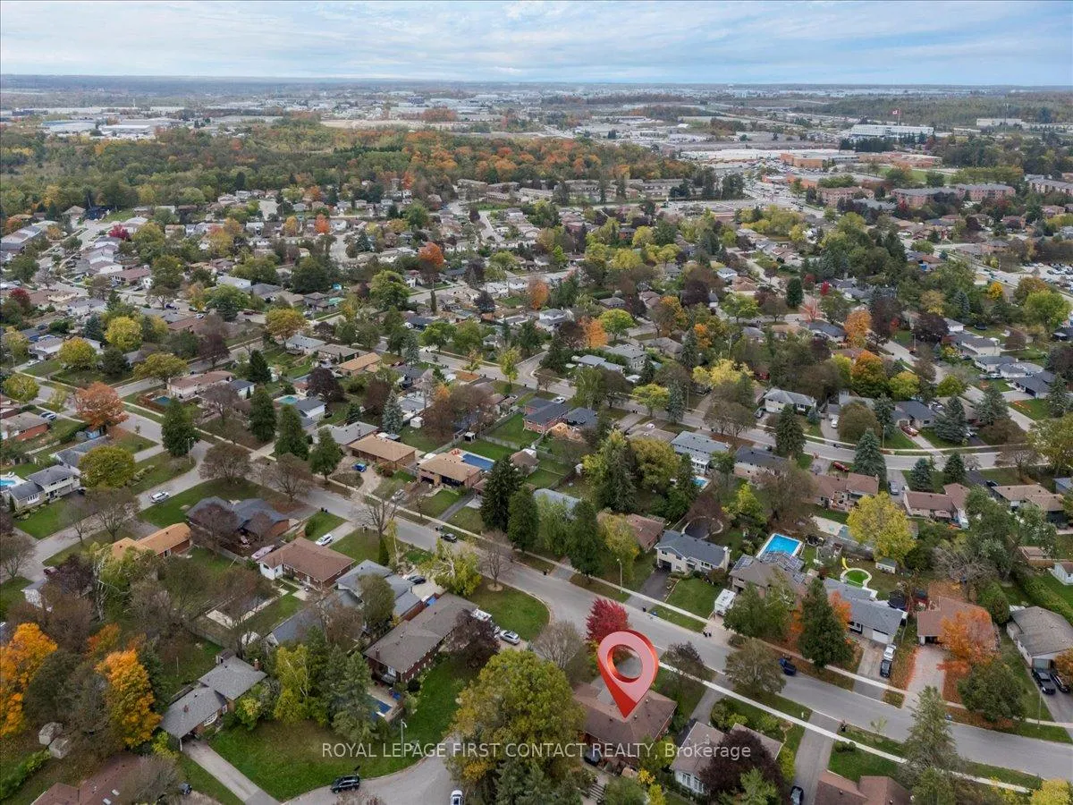 Photo 47 of 32 Springhome Road, Barrie, Allandale Heights — HOMEH