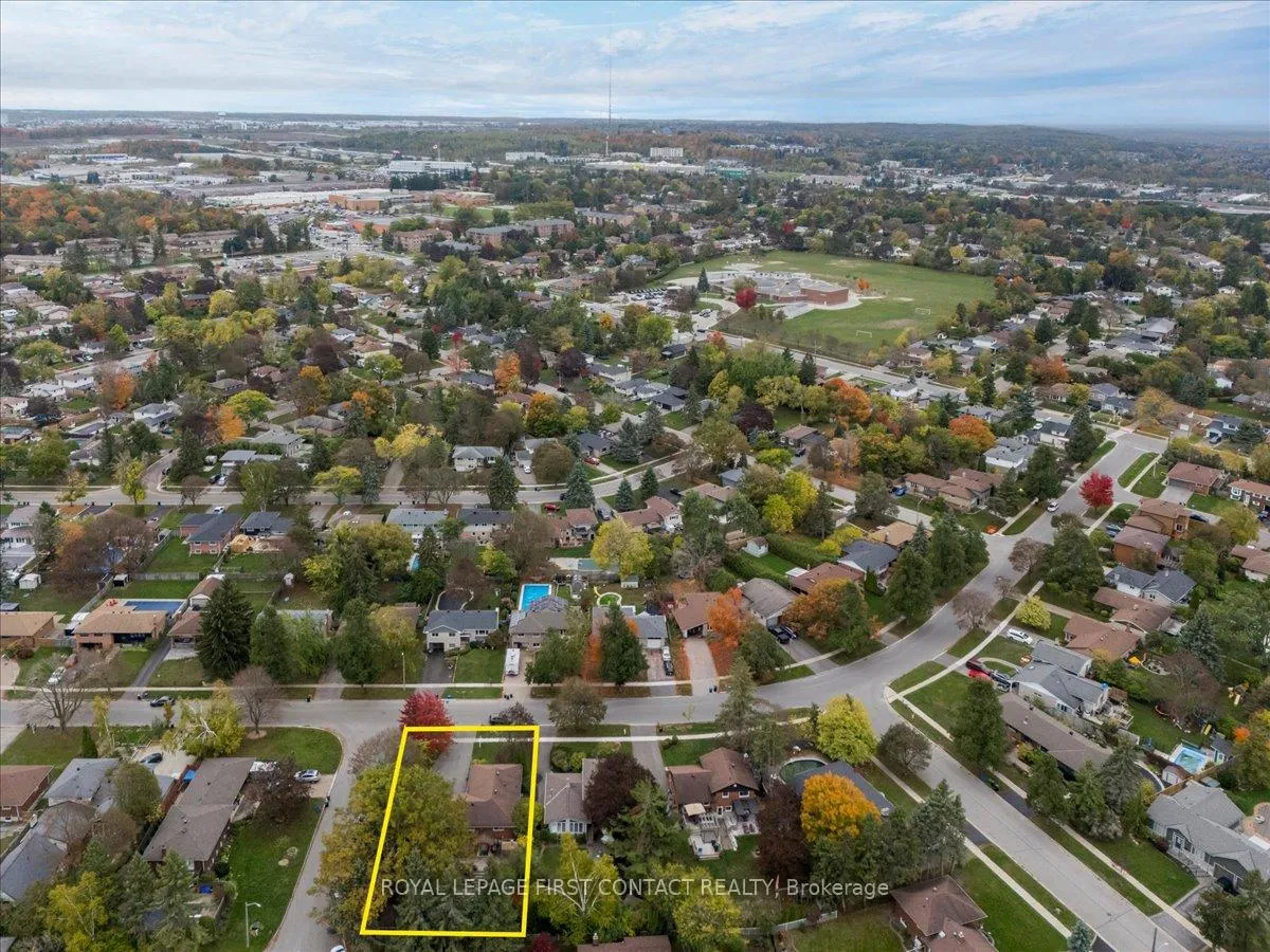 Photo 48 of 32 Springhome Road, Barrie, Allandale Heights — HOMEH
