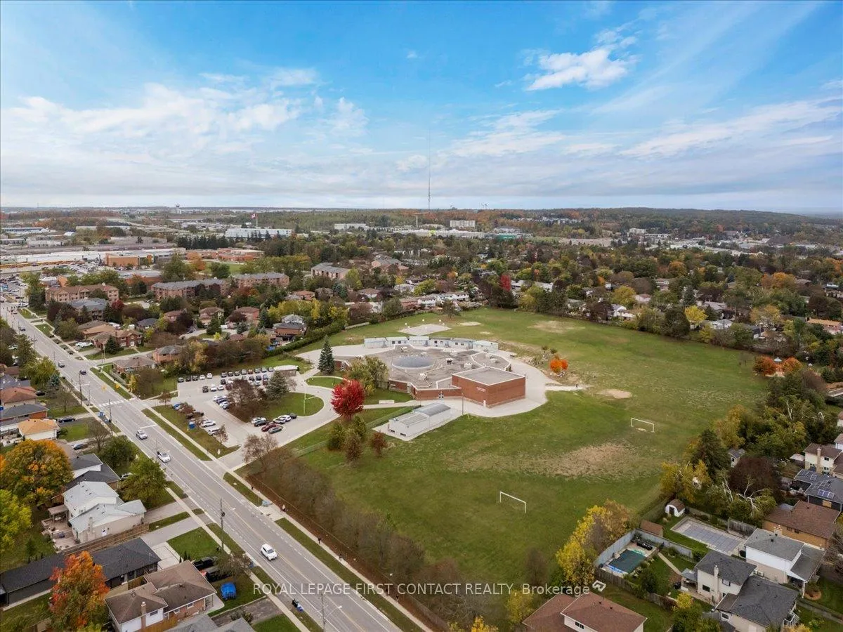 Photo 49 of 32 Springhome Road, Barrie, Allandale Heights — HOMEH