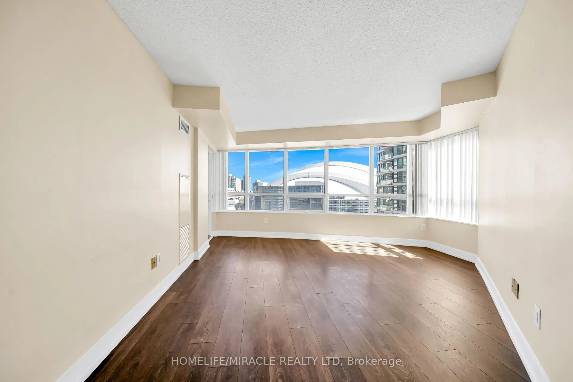 Photo 27 of Unit 1615, 20 Blue Jays Way, Toronto, Waterfront Communities — HOMEH